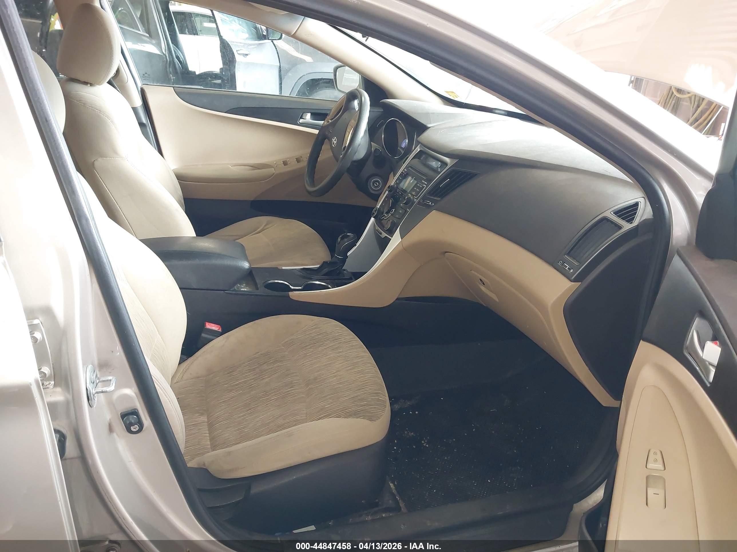 HYUNDAI SONATA image 5