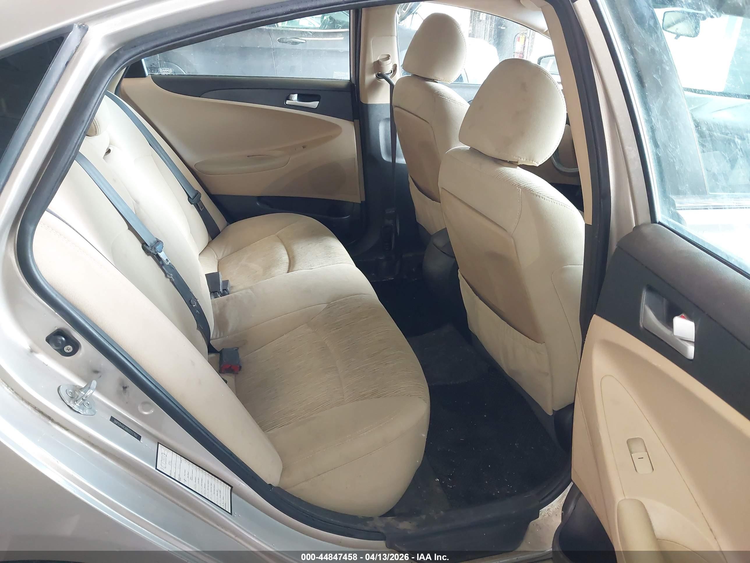 HYUNDAI SONATA image 8
