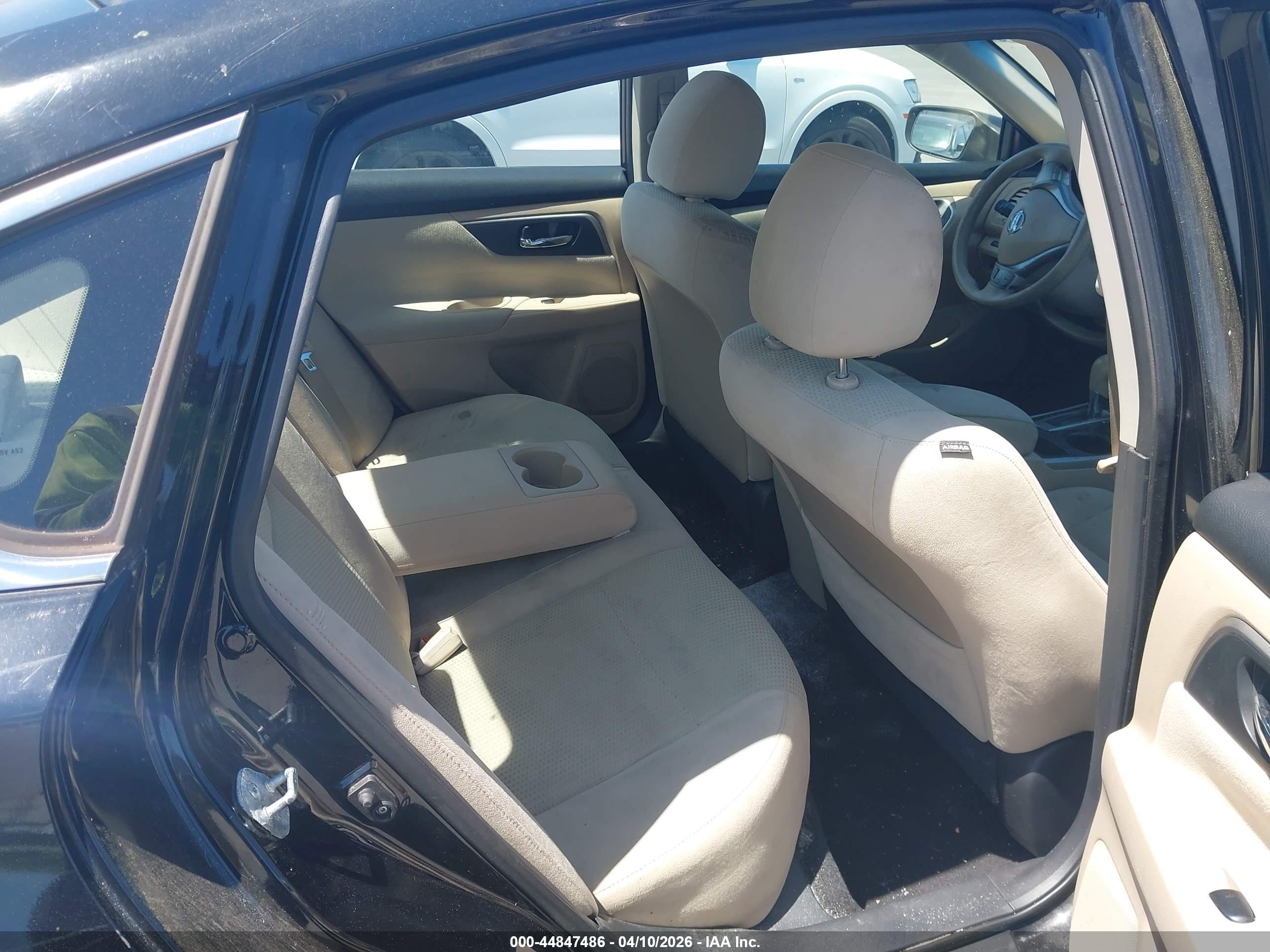NISSAN ALTIMA image 8