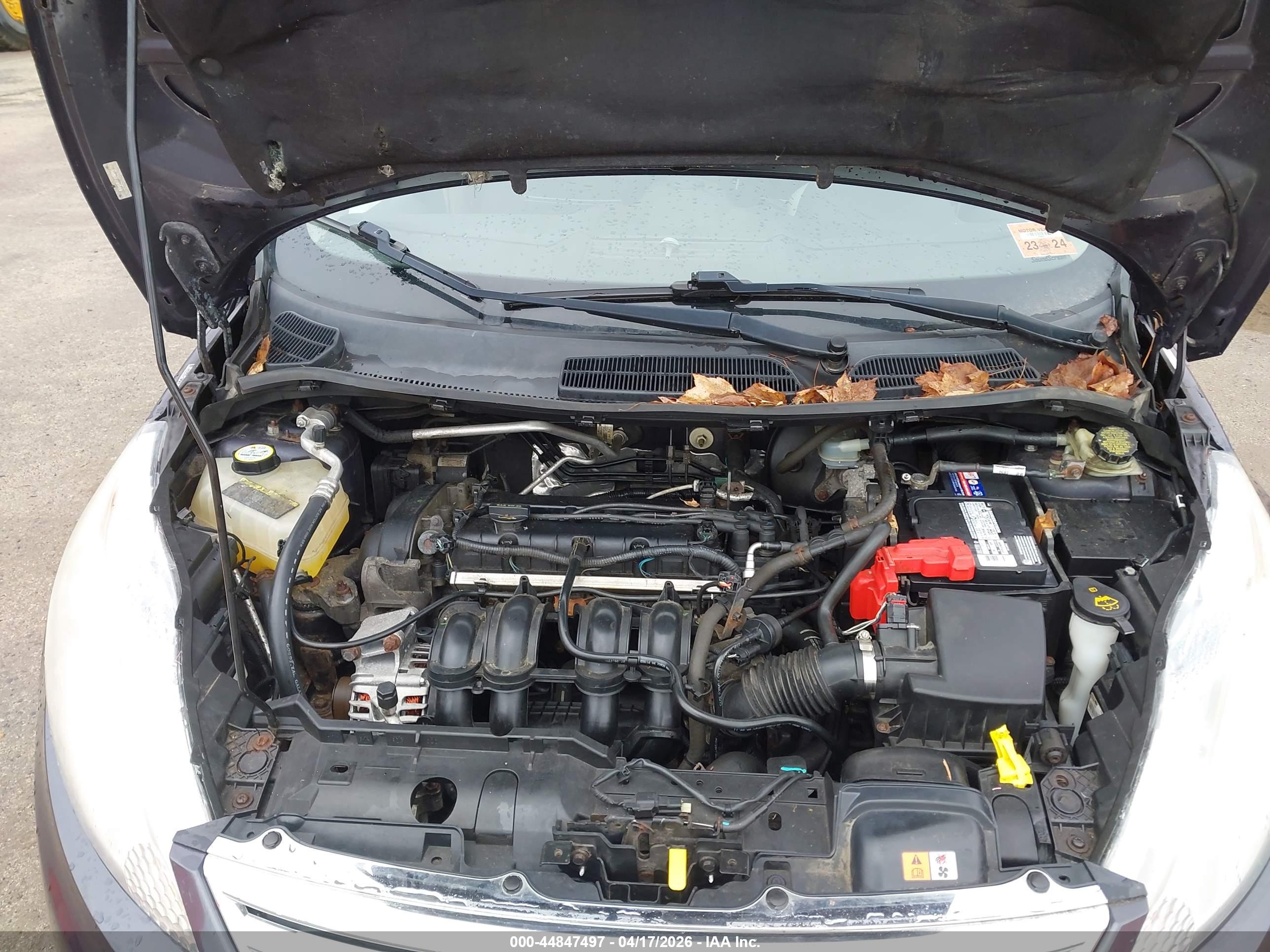 FORD FIESTA image 10
