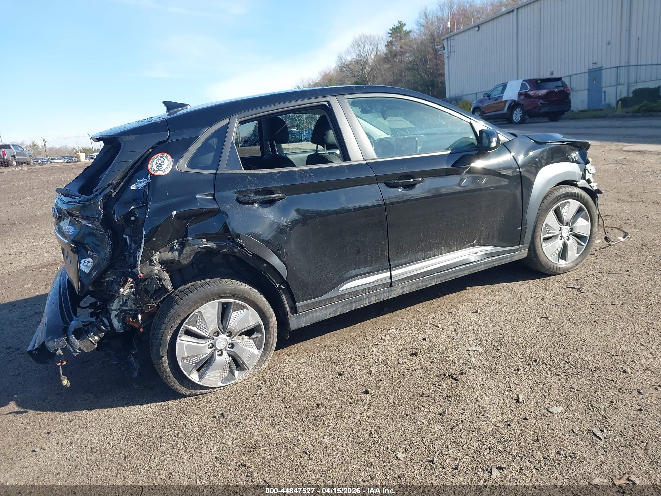 HYUNDAI KONA image 4