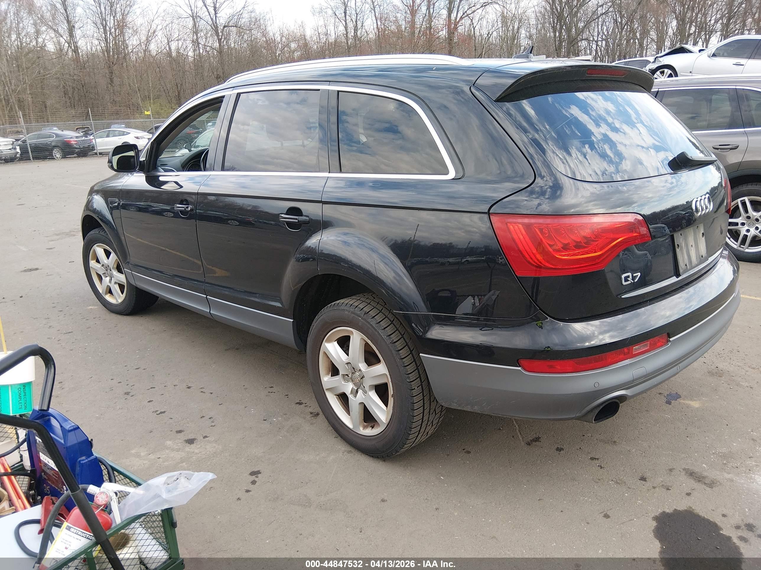 AUDI Q7 image 3