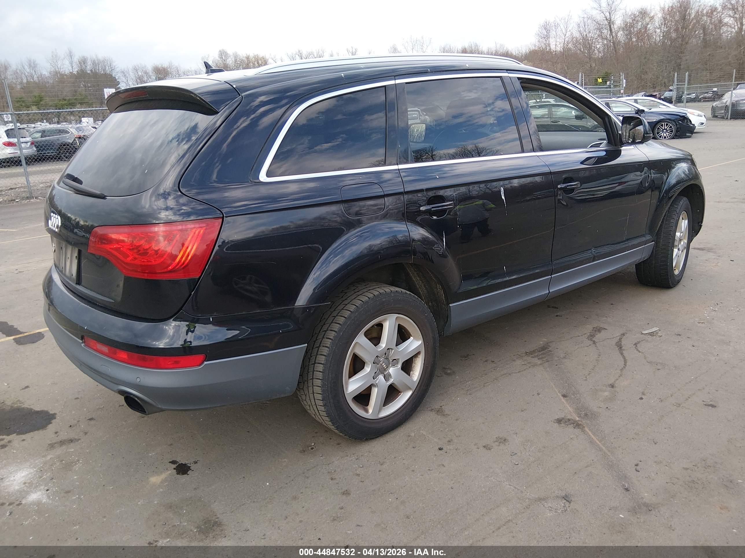 AUDI Q7 image 4