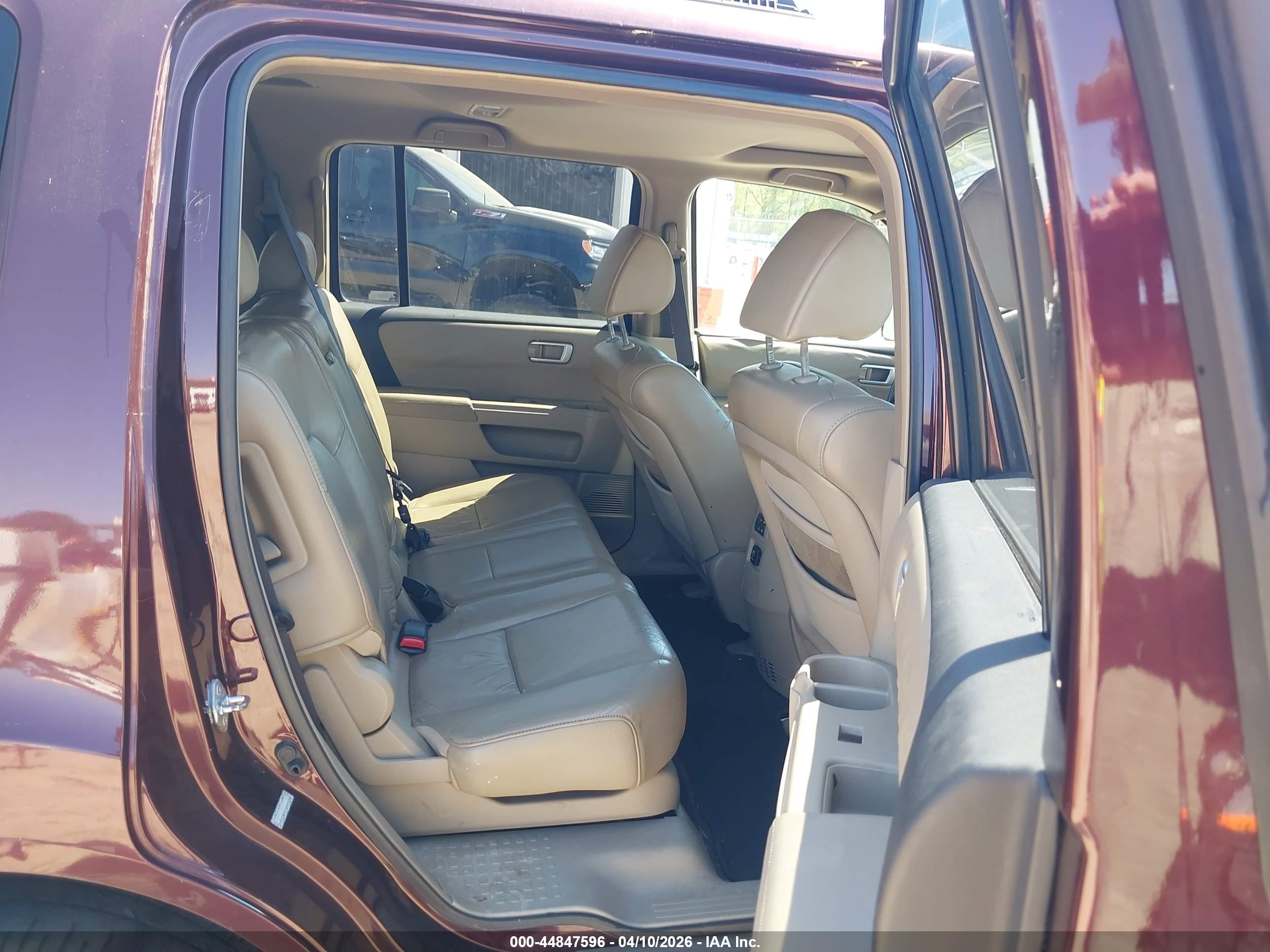 HONDA PILOT image 8