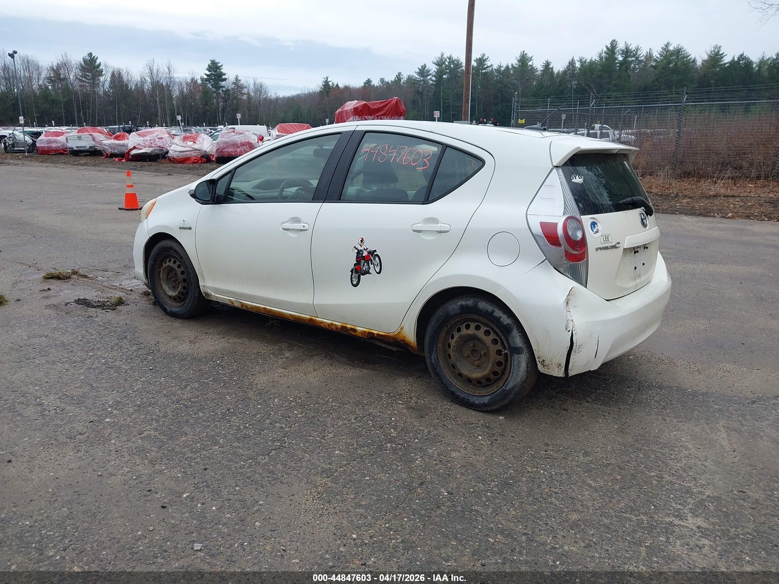 TOYOTA PRIUS image 3