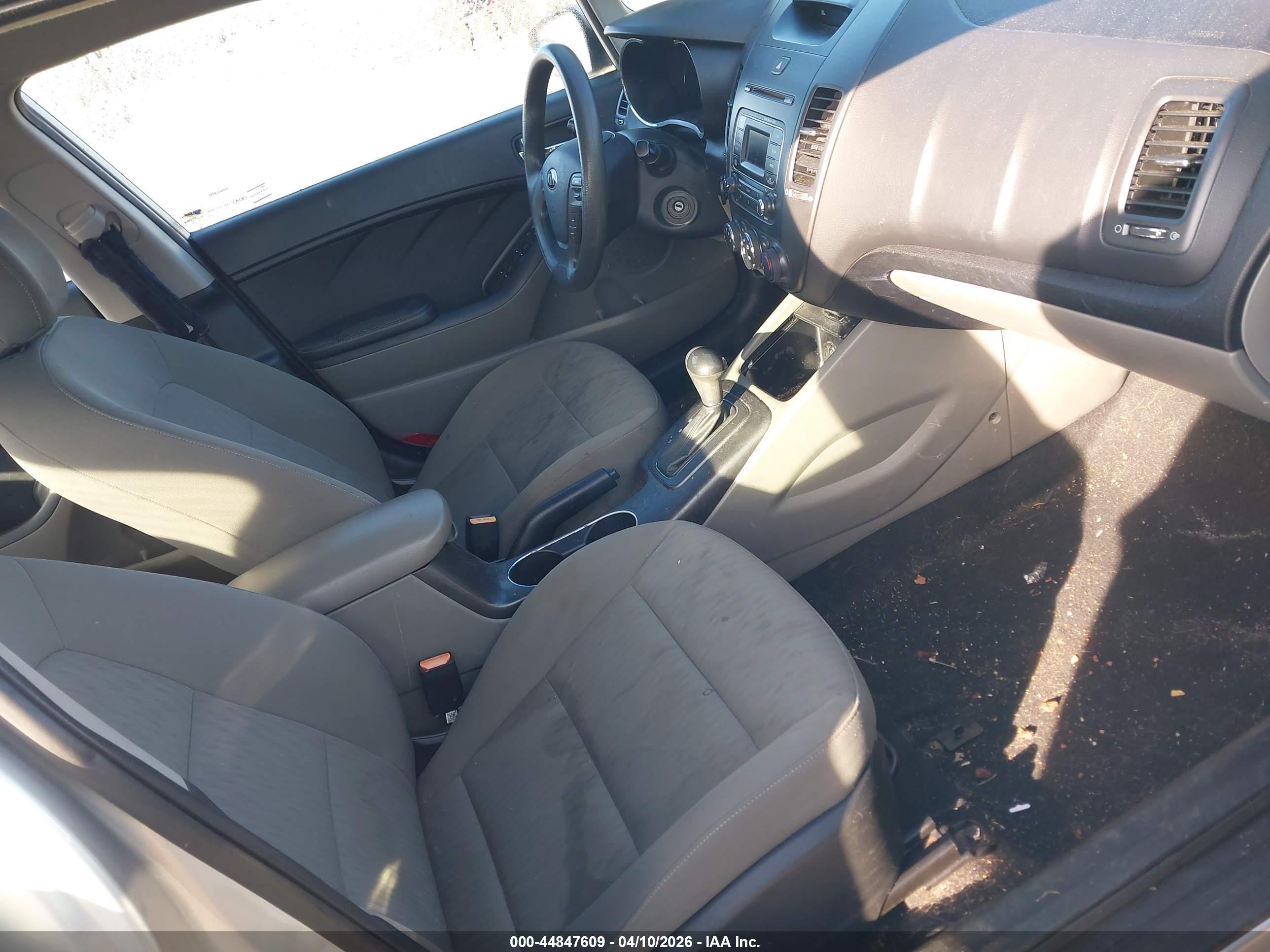 KIA FORTE image 5