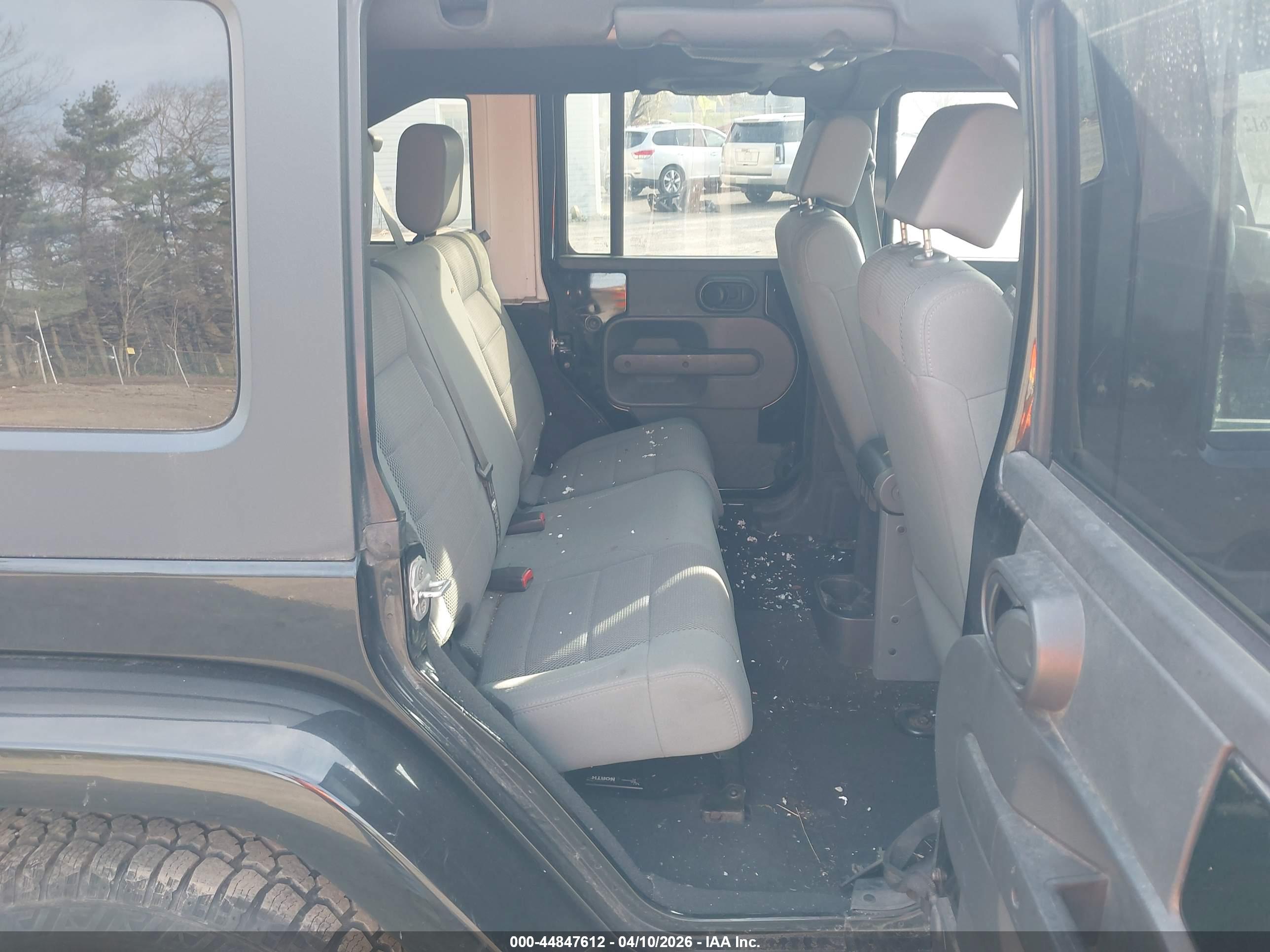 JEEP WRANGLER image 8