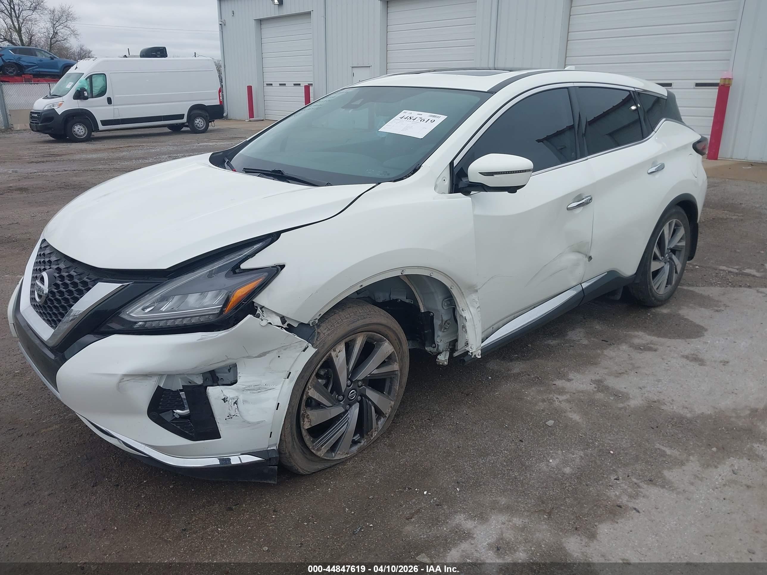 NISSAN MURANO image 2