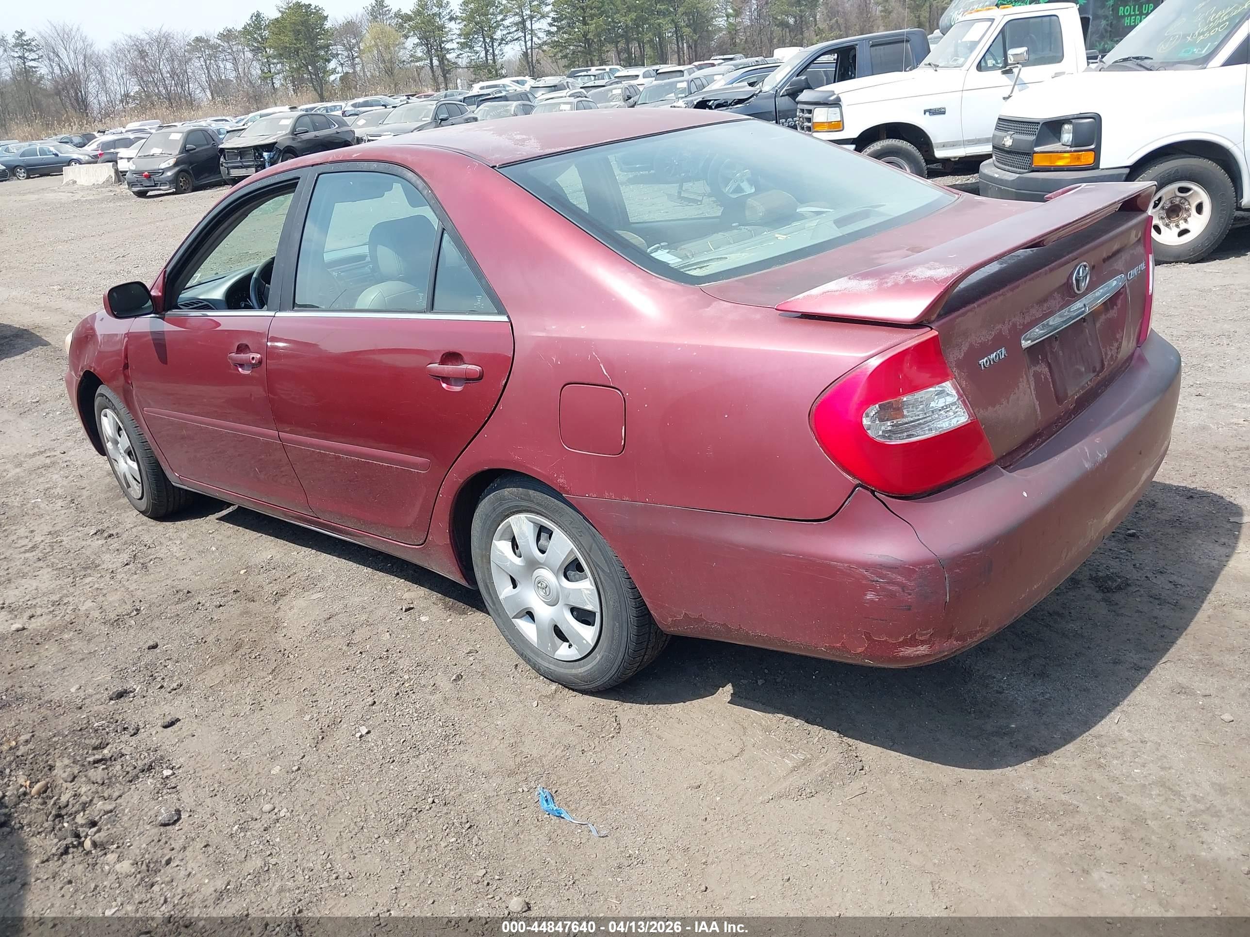 TOYOTA CAMRY image 3