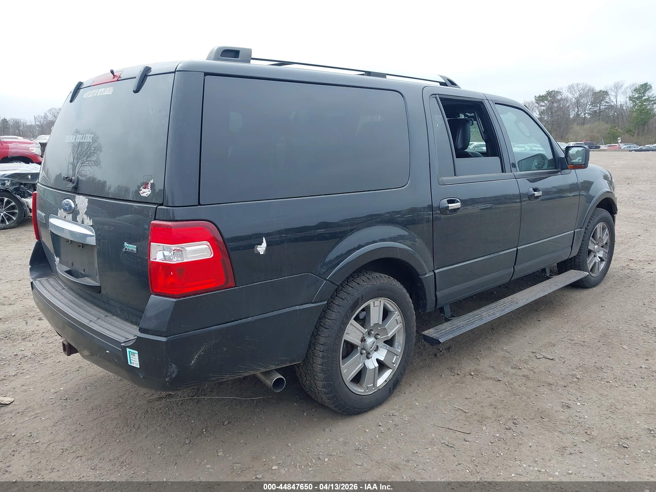 FORD EXPEDITION image 4