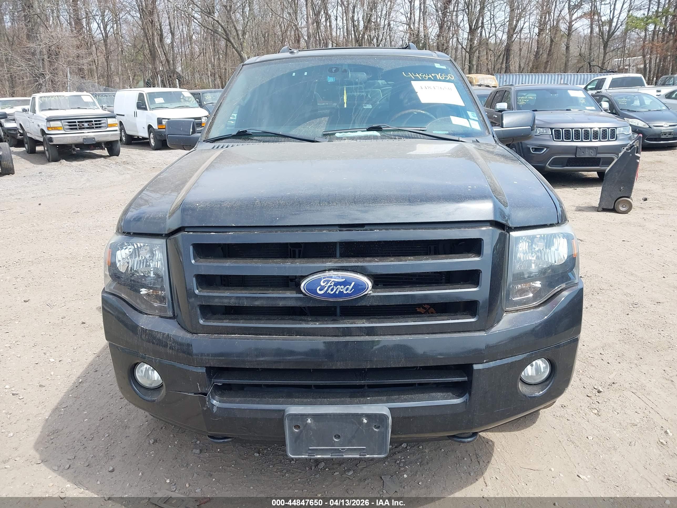 FORD EXPEDITION image 6
