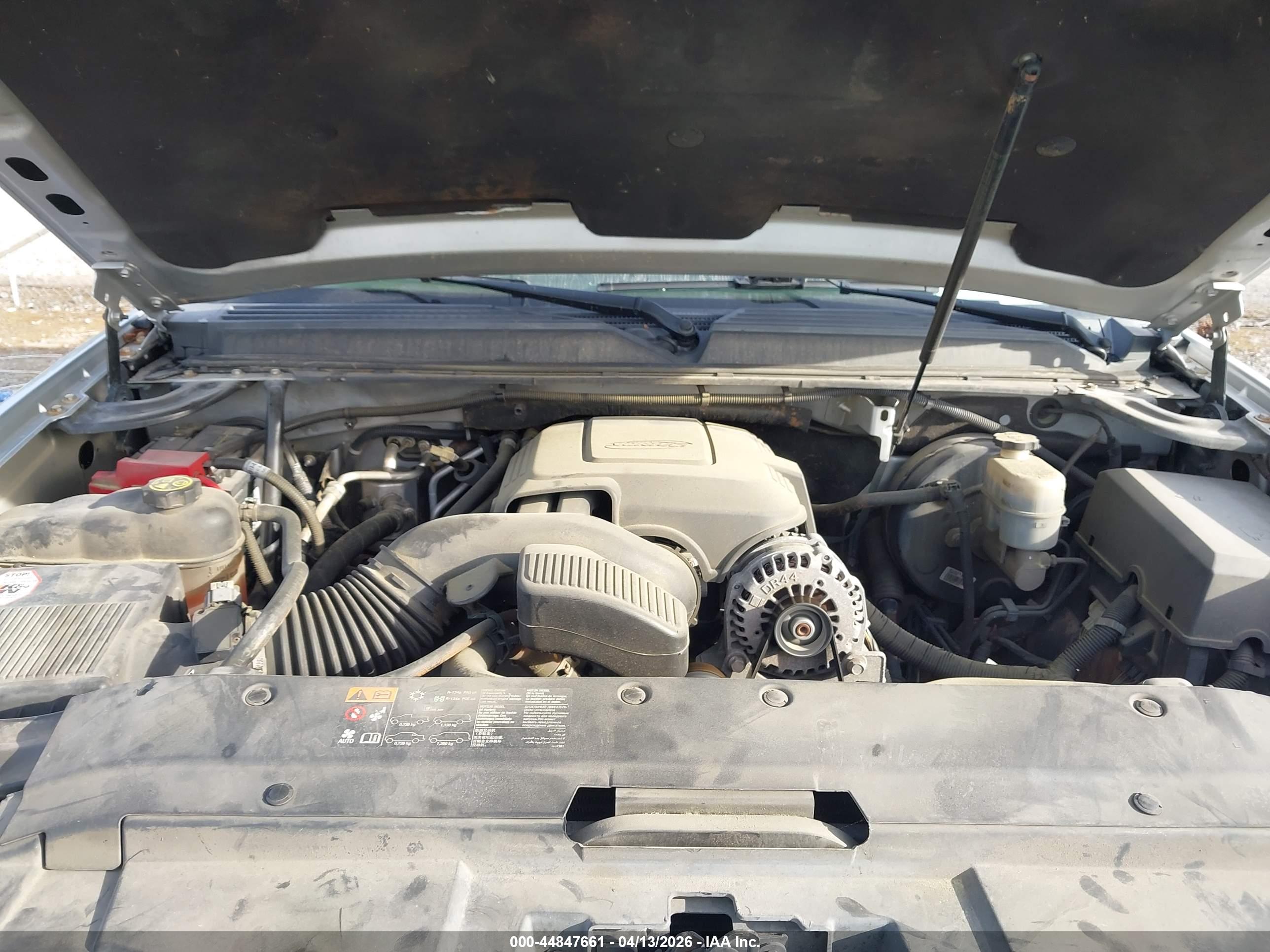 CHEVROLET TAHOE image 10