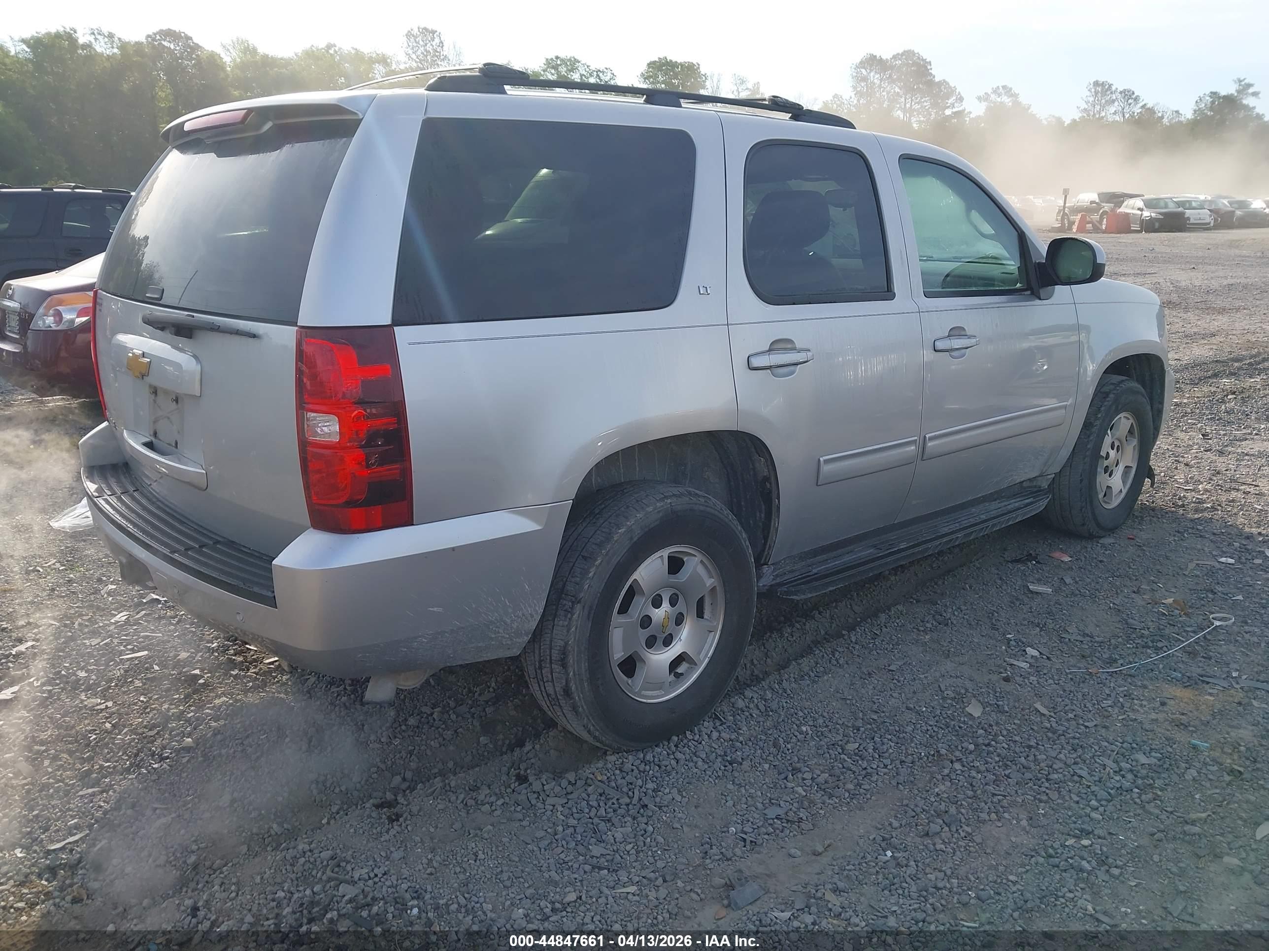CHEVROLET TAHOE image 4