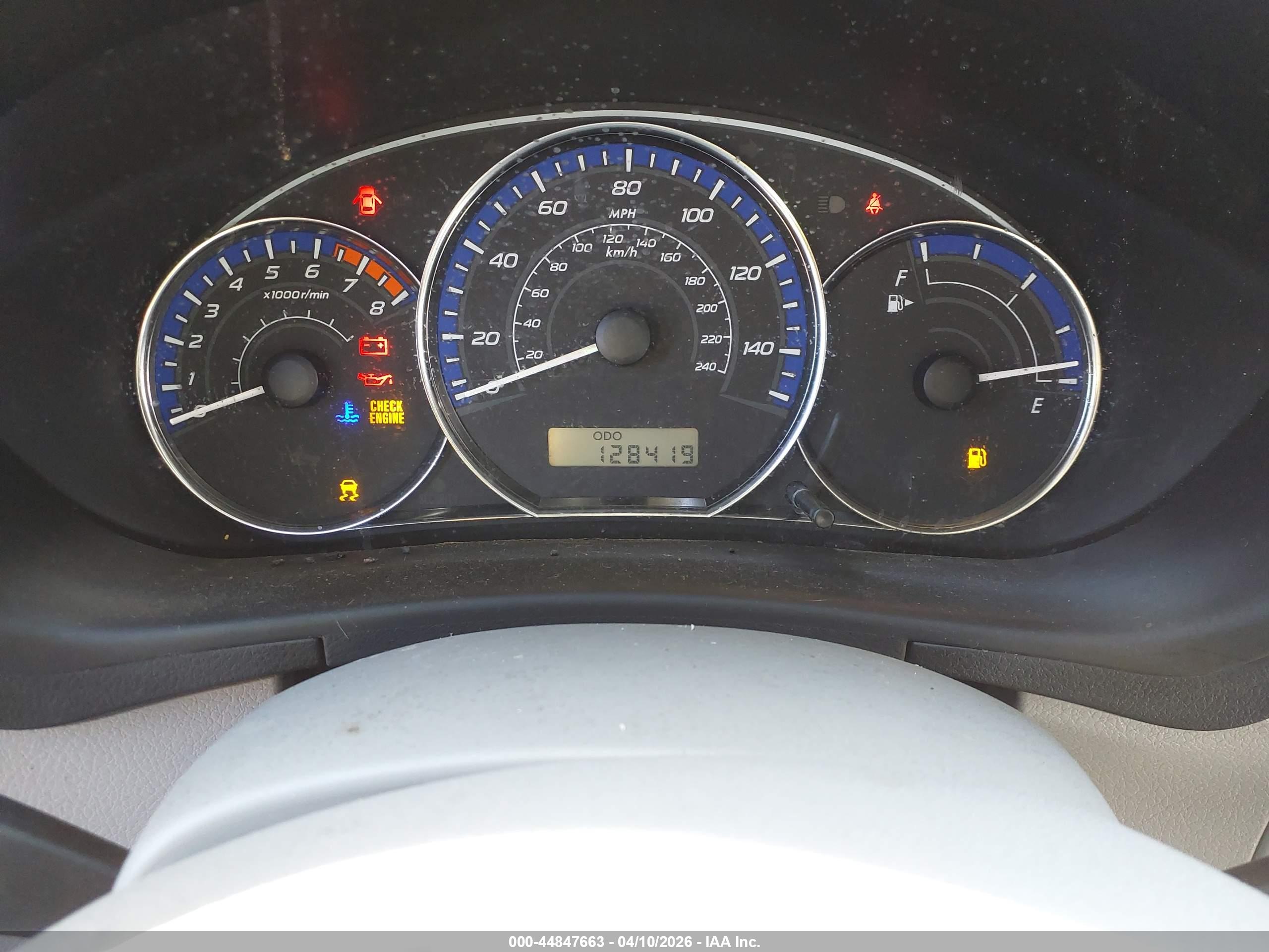 SUBARU FORESTER image 7