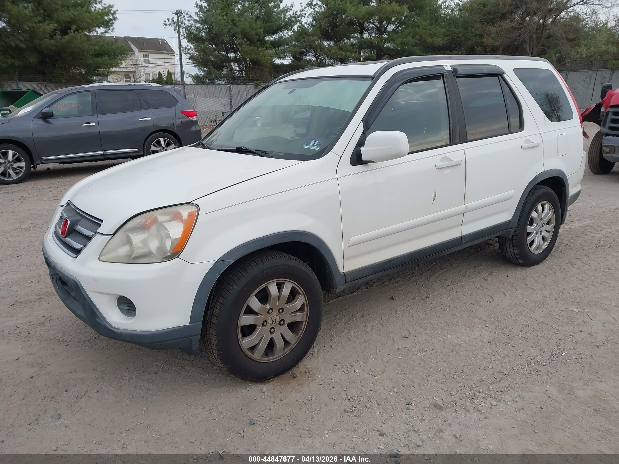 HONDA CR-V image 2