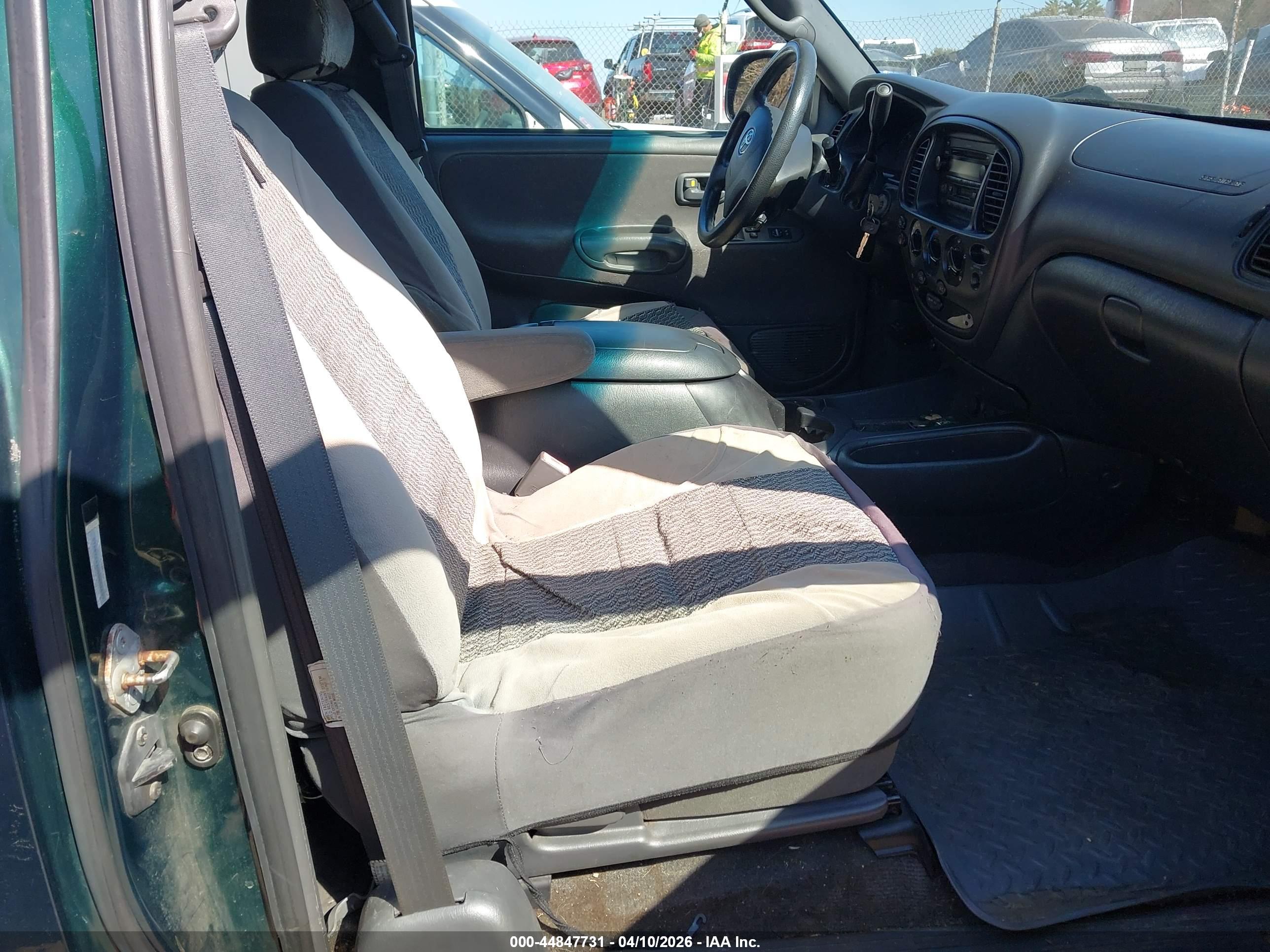 TOYOTA TUNDRA image 5