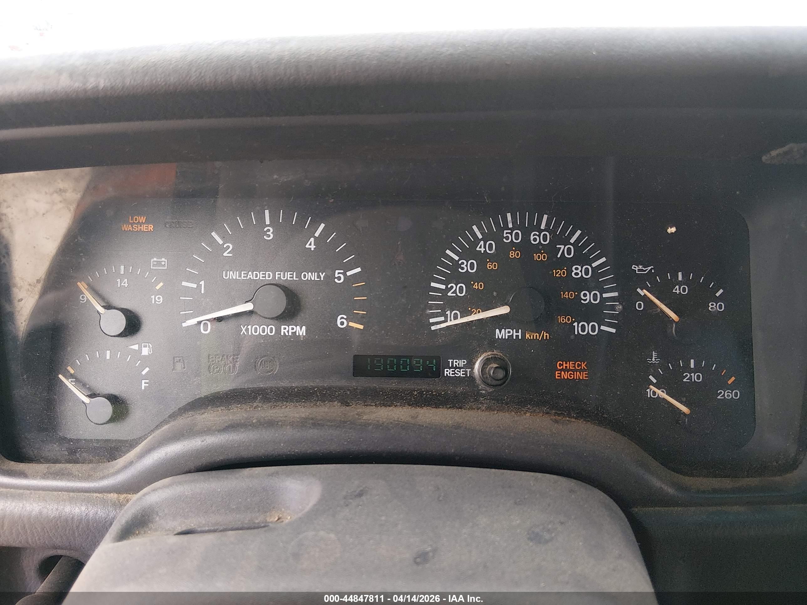 JEEP CHEROKEE image 7