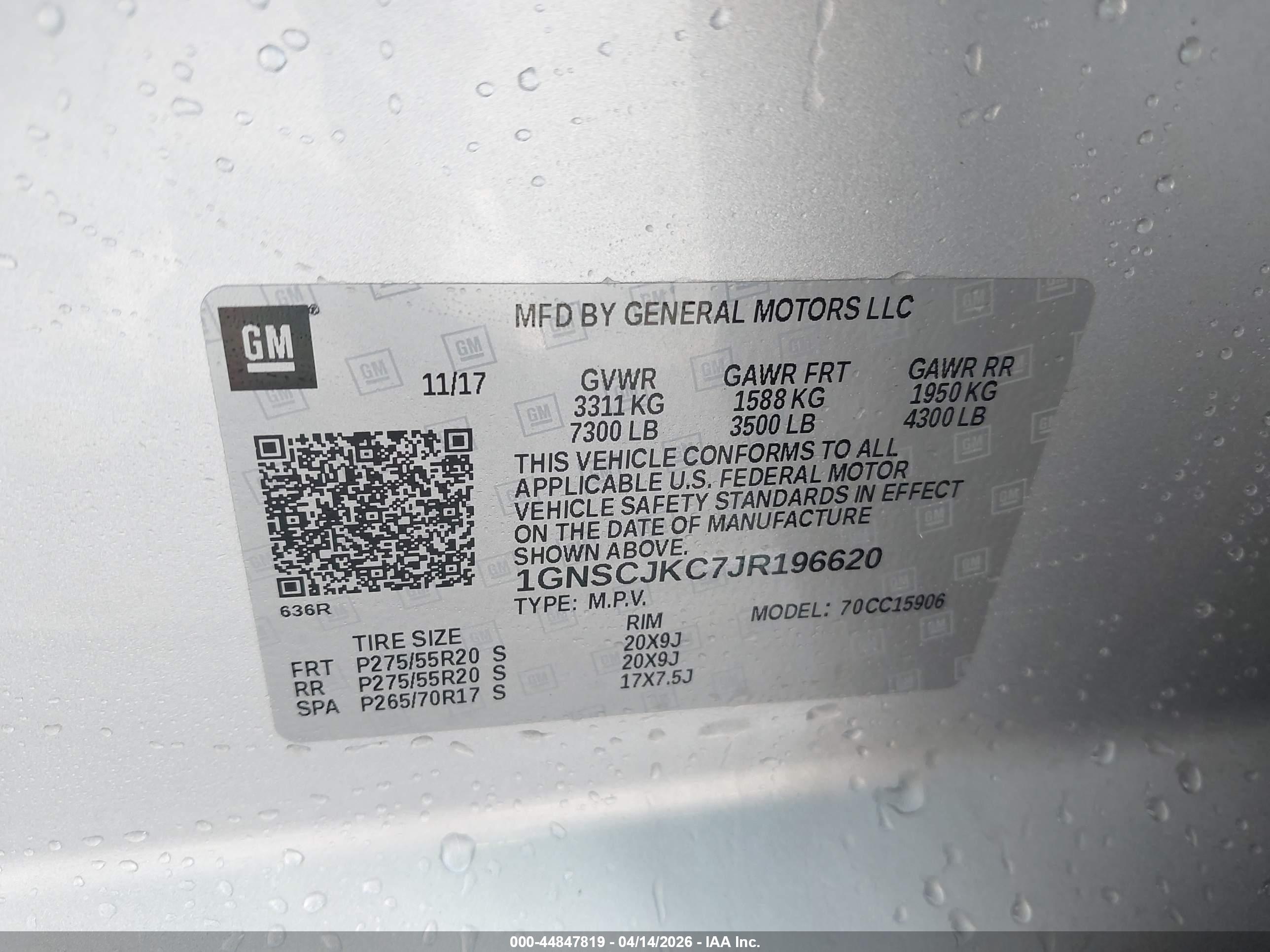 CHEVROLET SUBURBAN image 9
