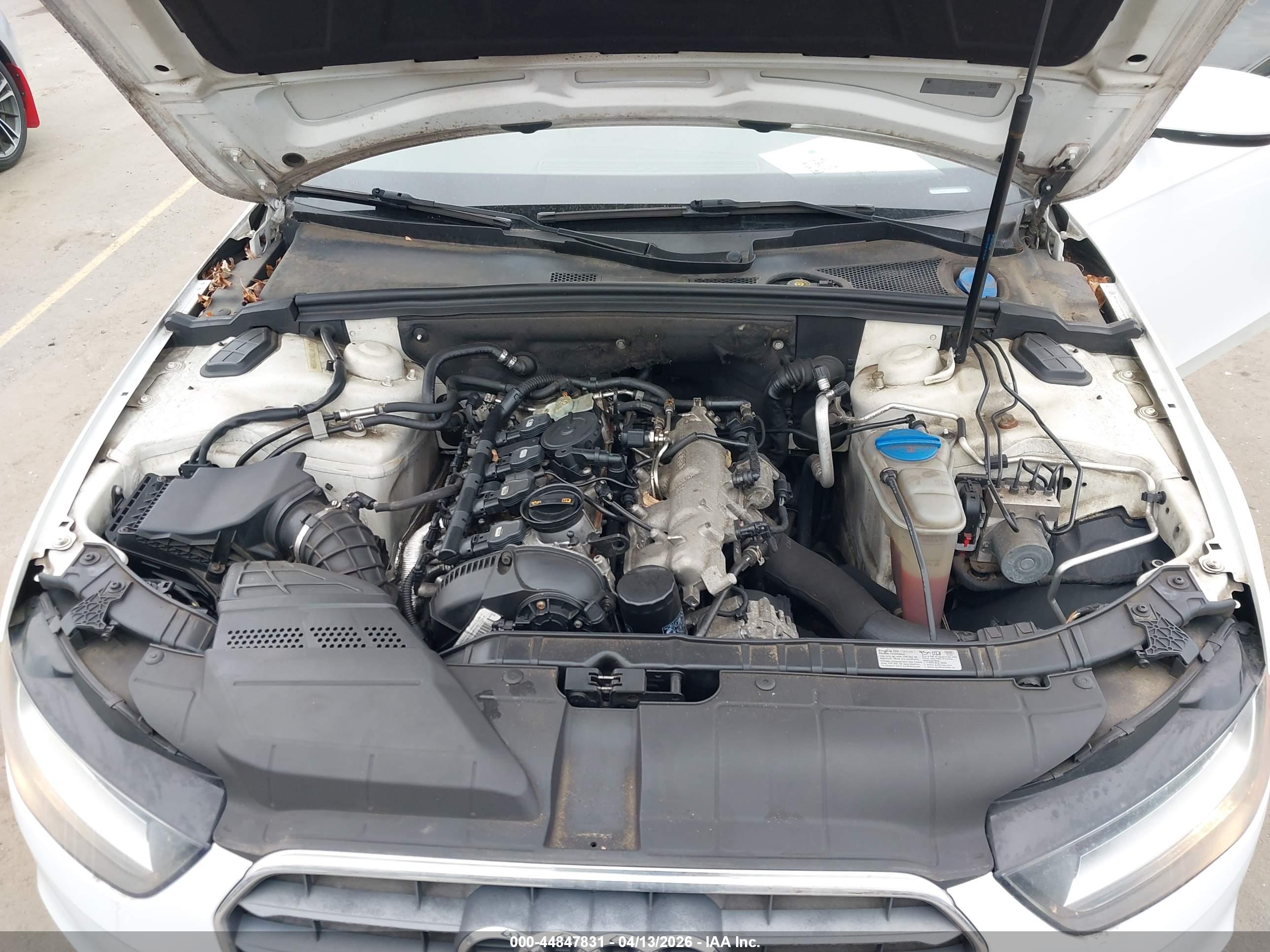 AUDI A4 image 10