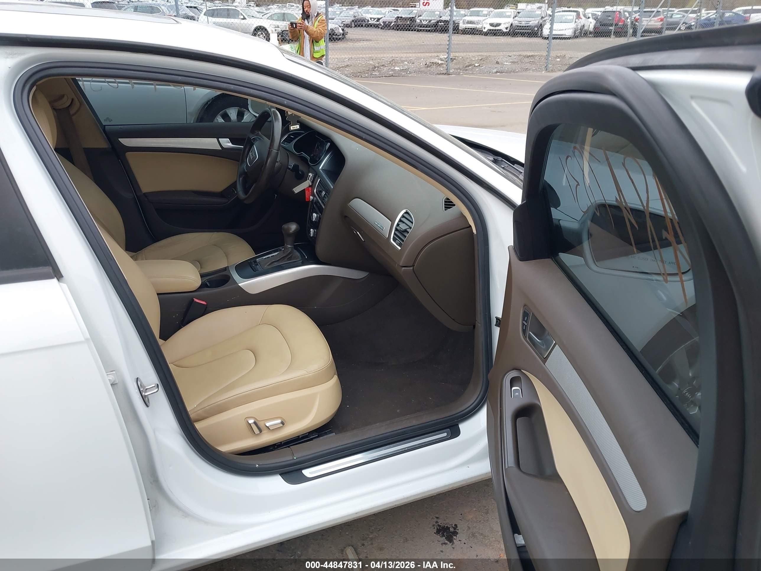AUDI A4 image 5