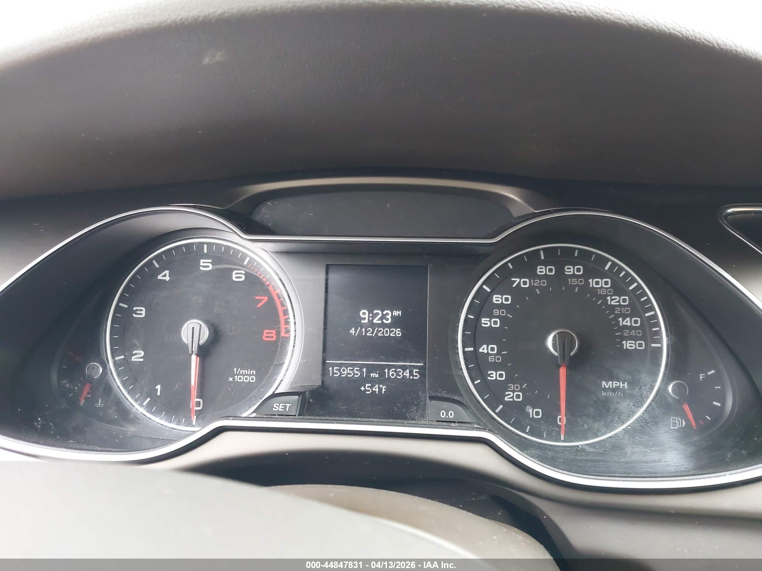 AUDI A4 image 7
