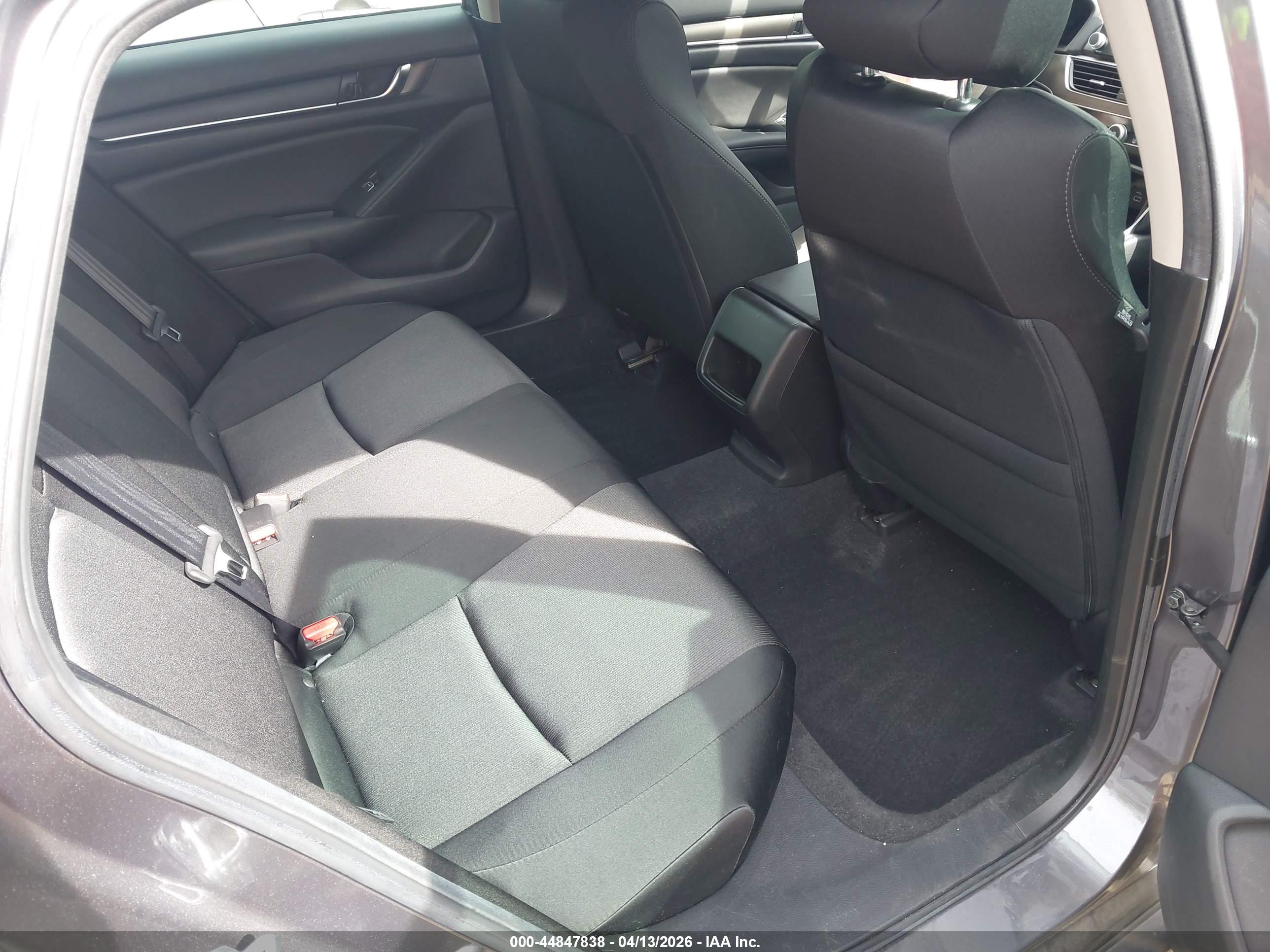 HONDA ACCORD image 8