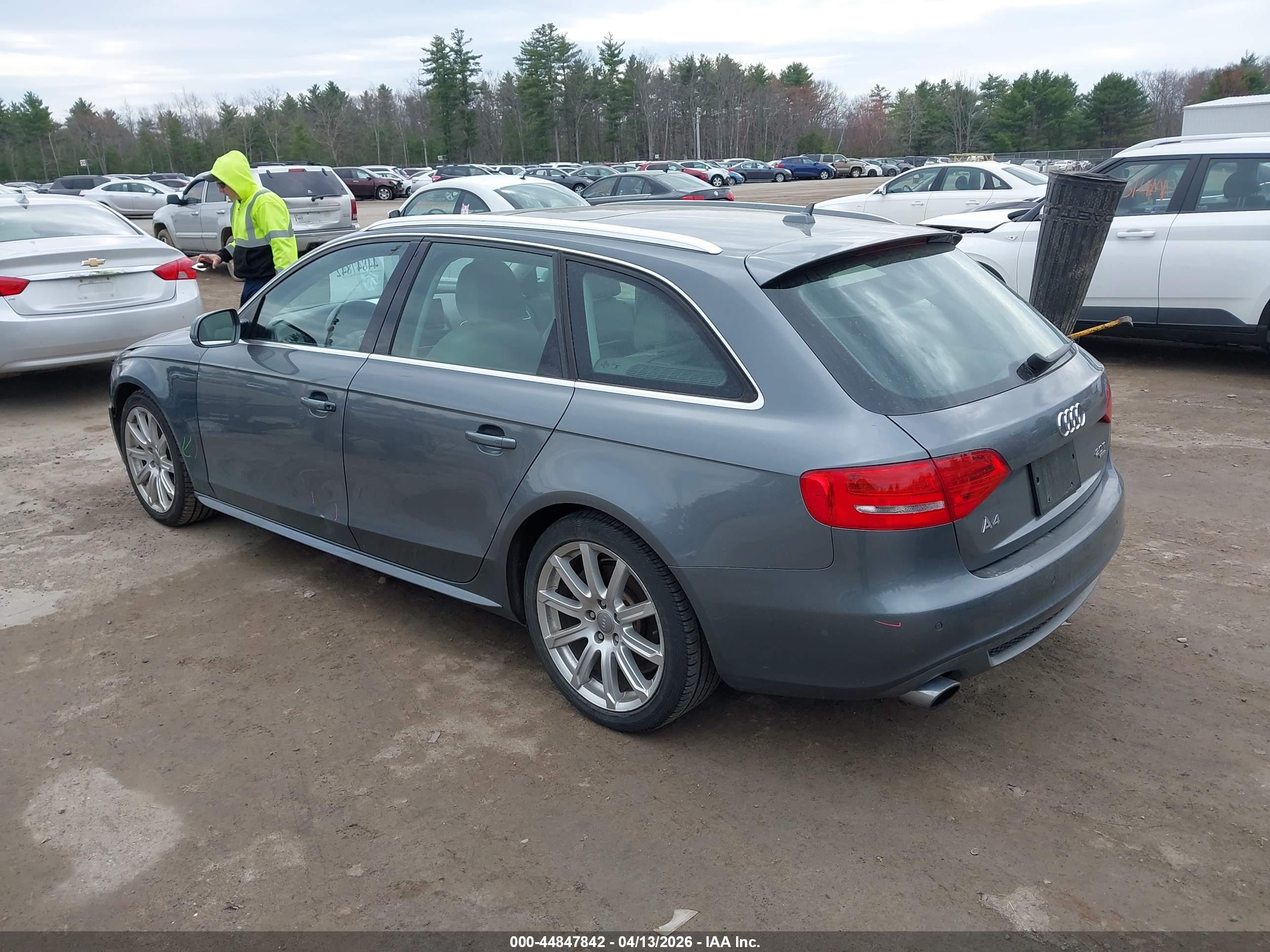 AUDI A4 image 3