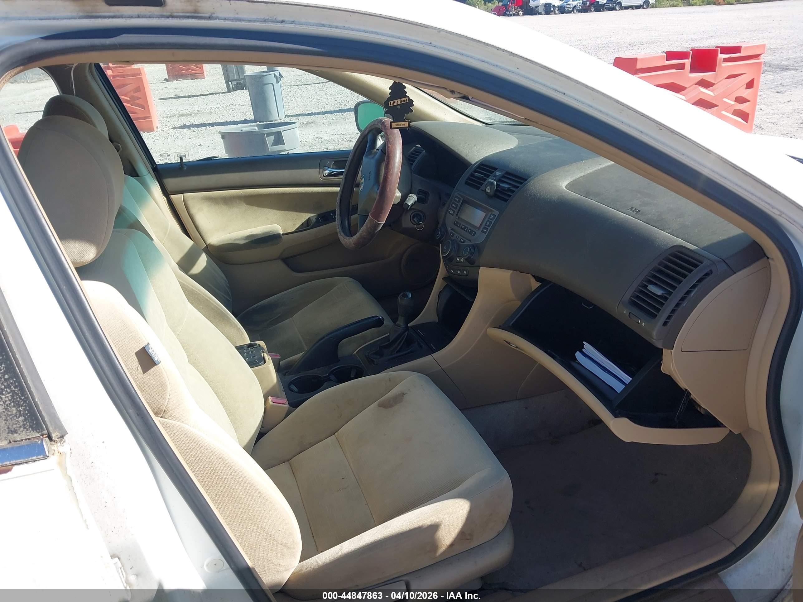 HONDA ACCORD image 5