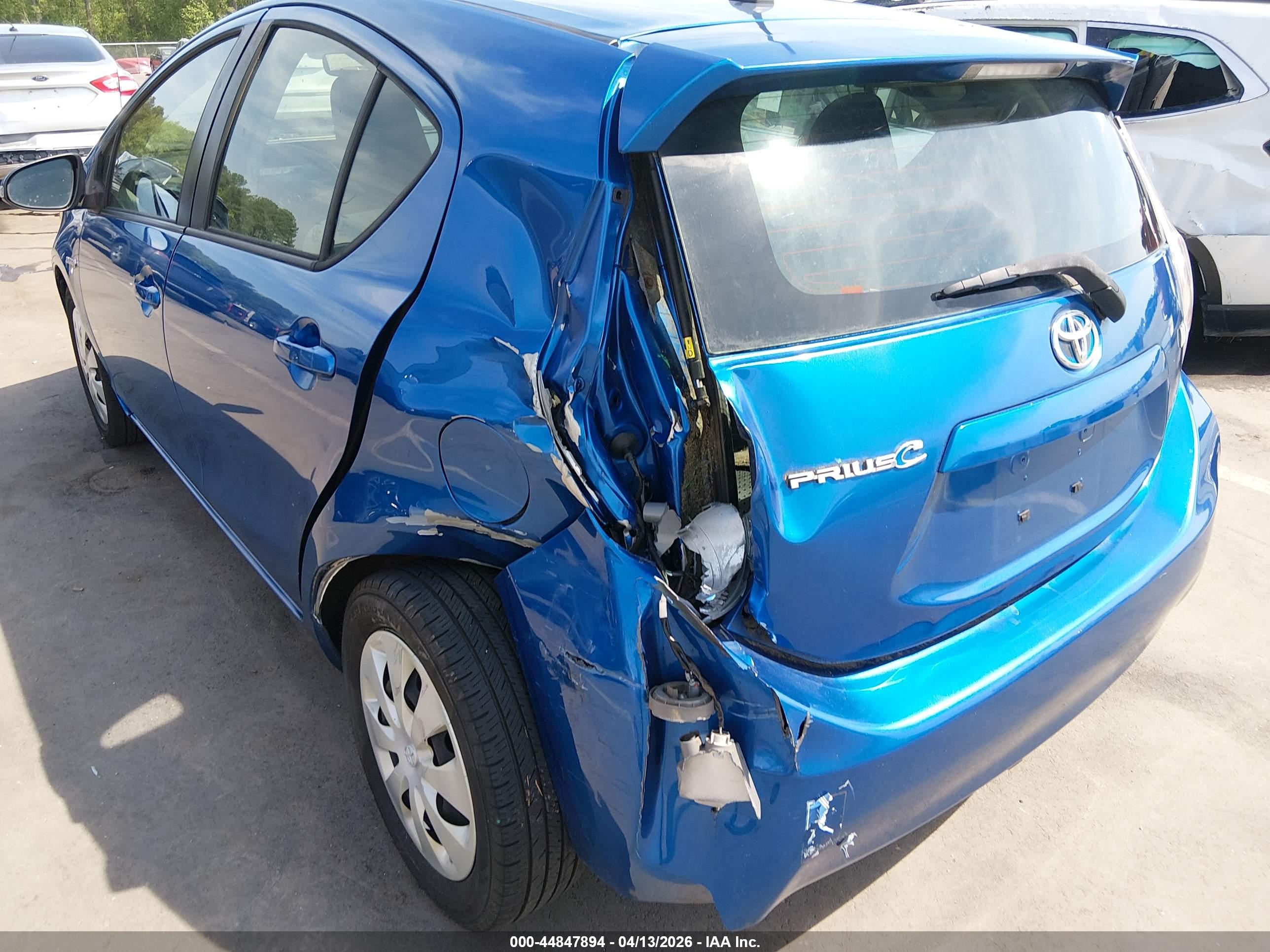 TOYOTA PRIUS image 6