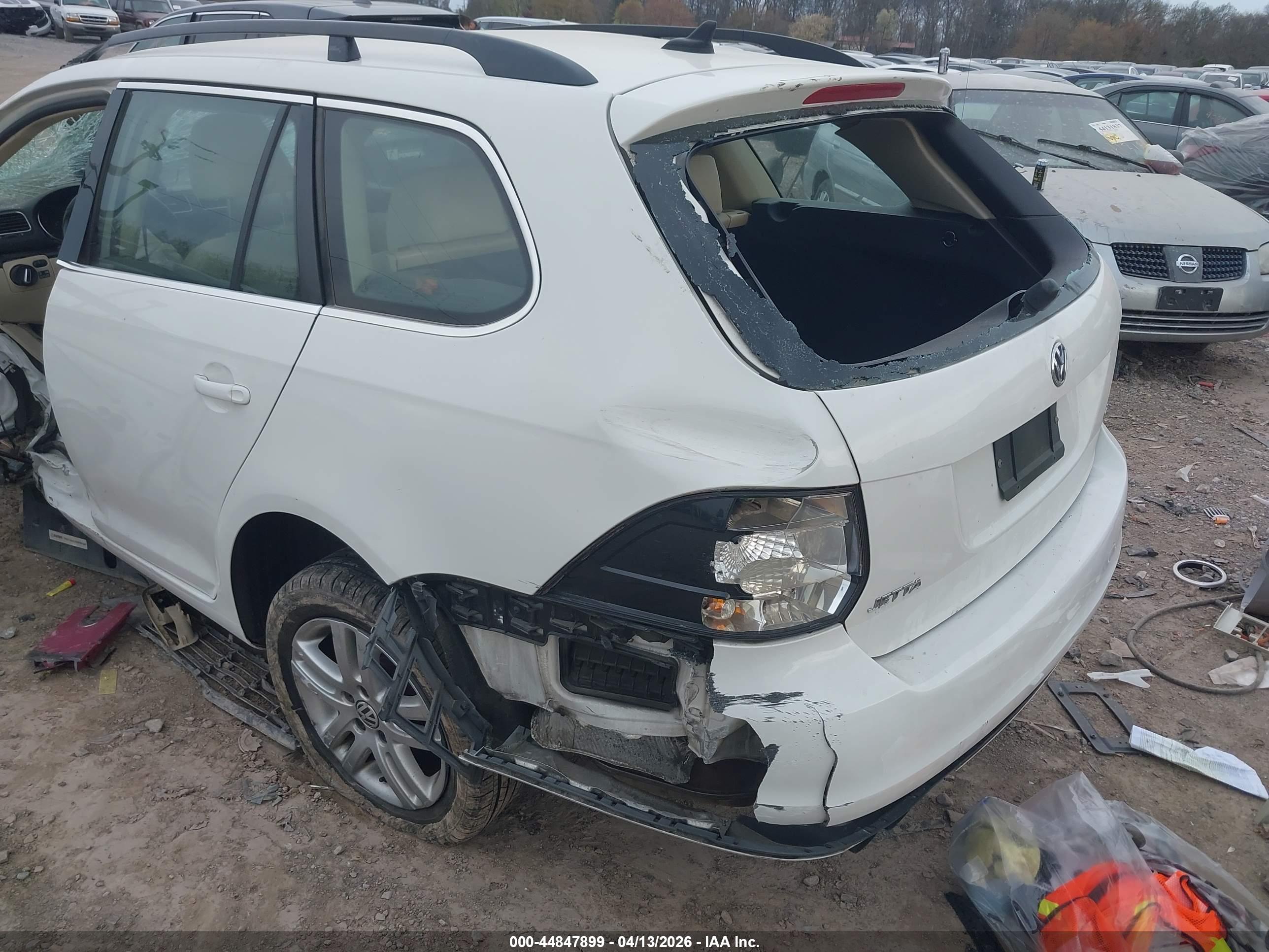 VOLKSWAGEN JETTA image 6