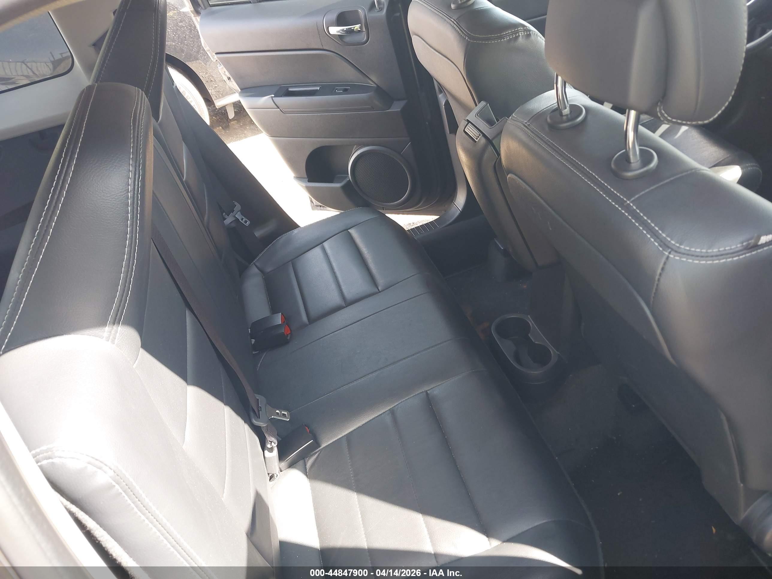 JEEP PATRIOT image 8