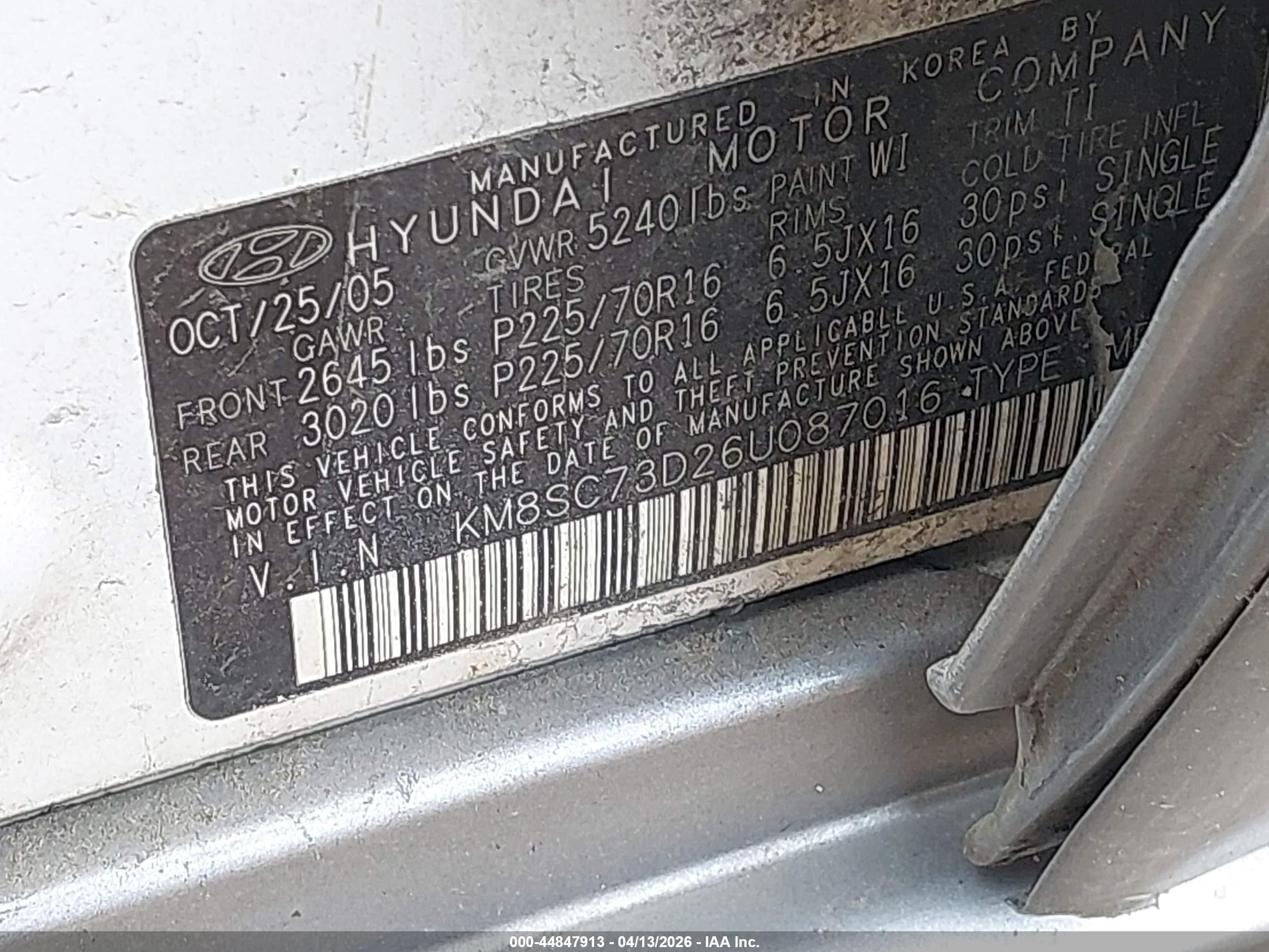 HYUNDAI SANTA image 9