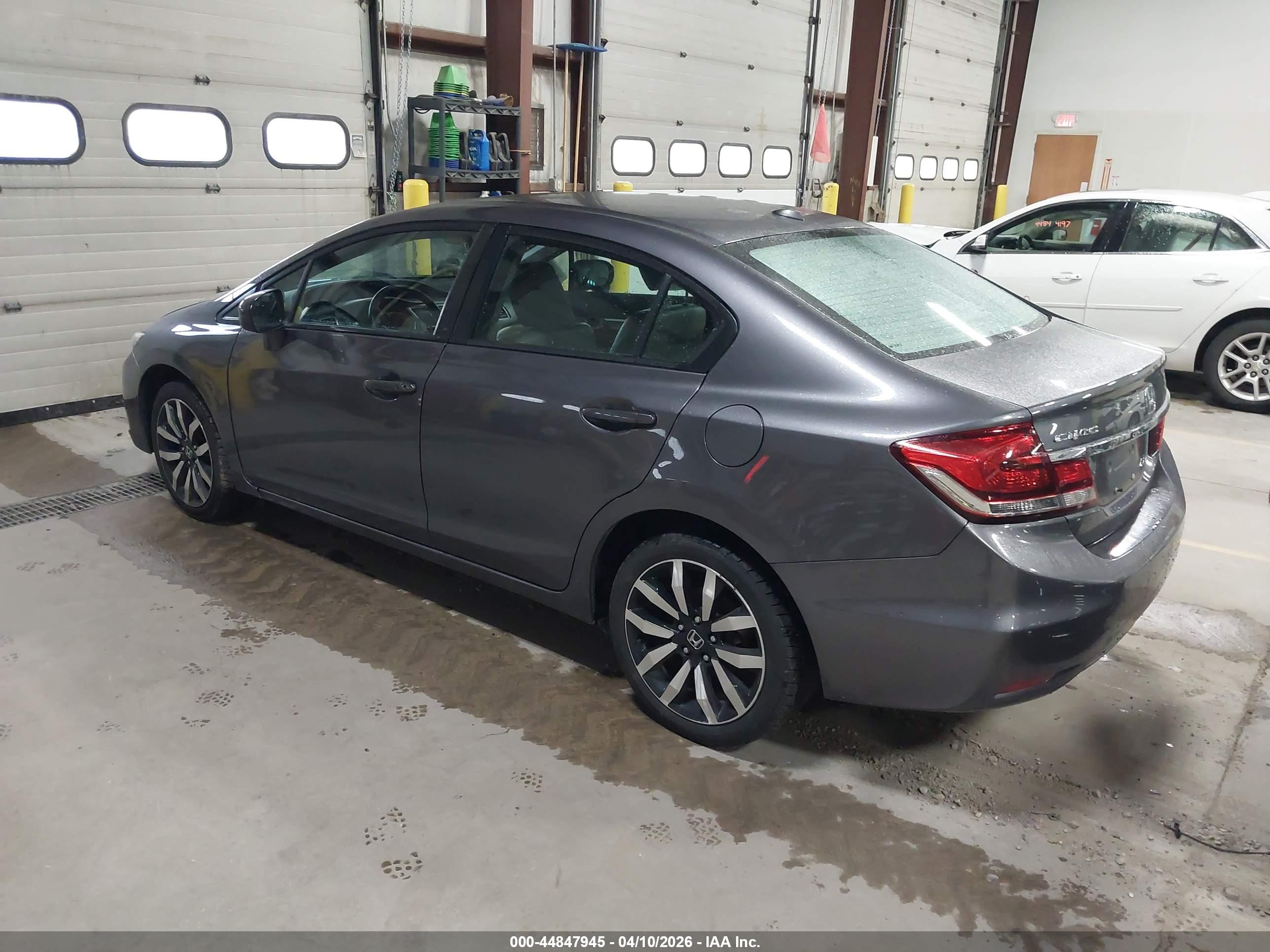HONDA CIVIC image 3
