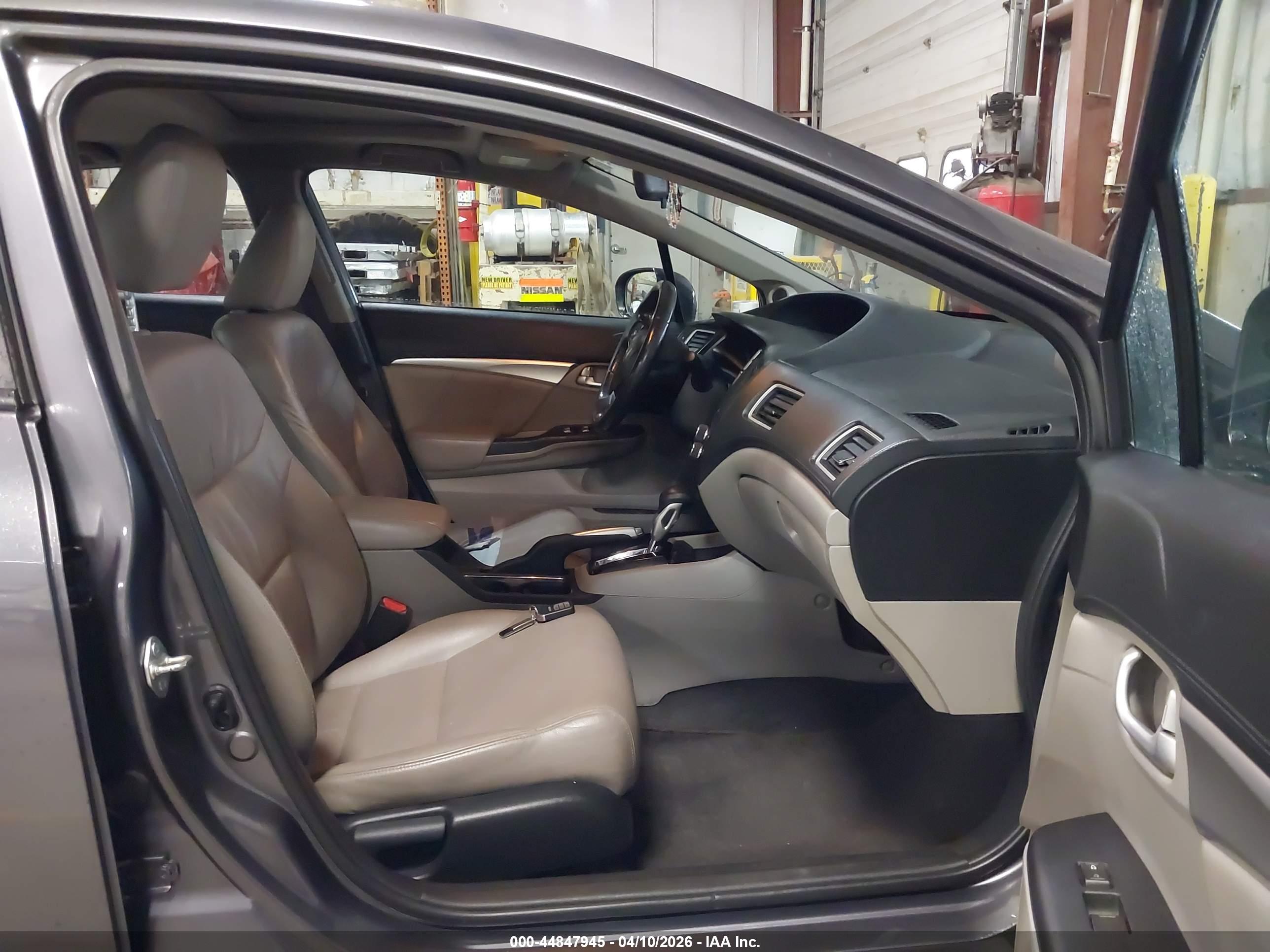 HONDA CIVIC image 5