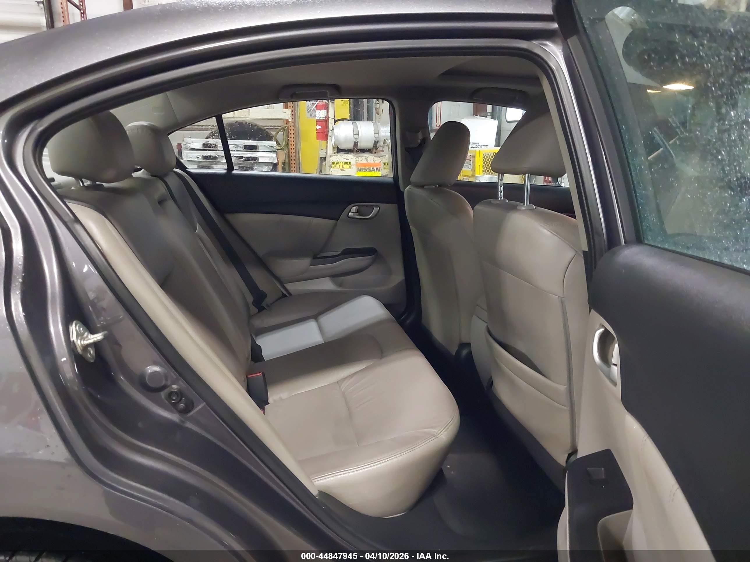HONDA CIVIC image 8