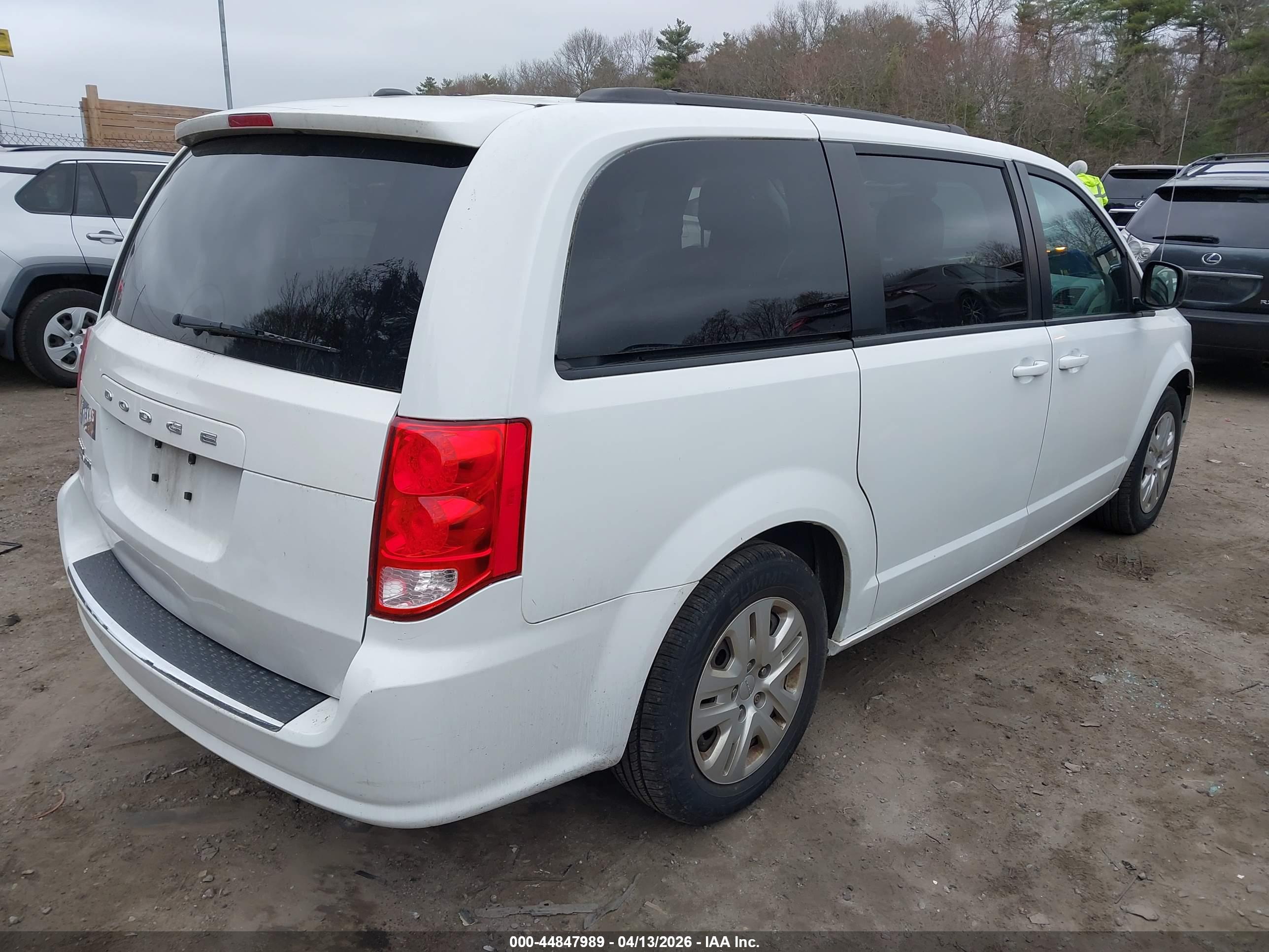 DODGE GRAND image 4