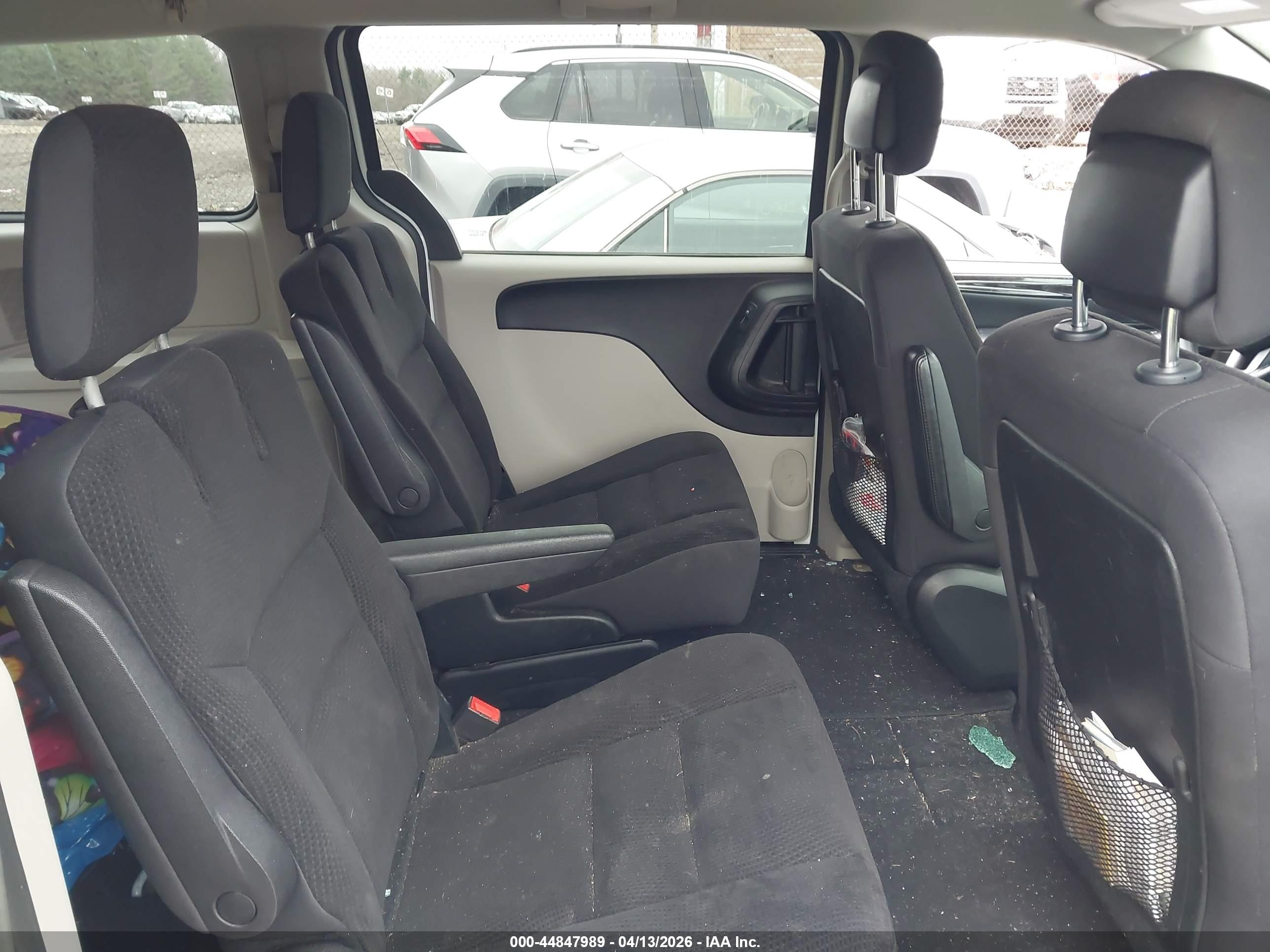 DODGE GRAND image 8