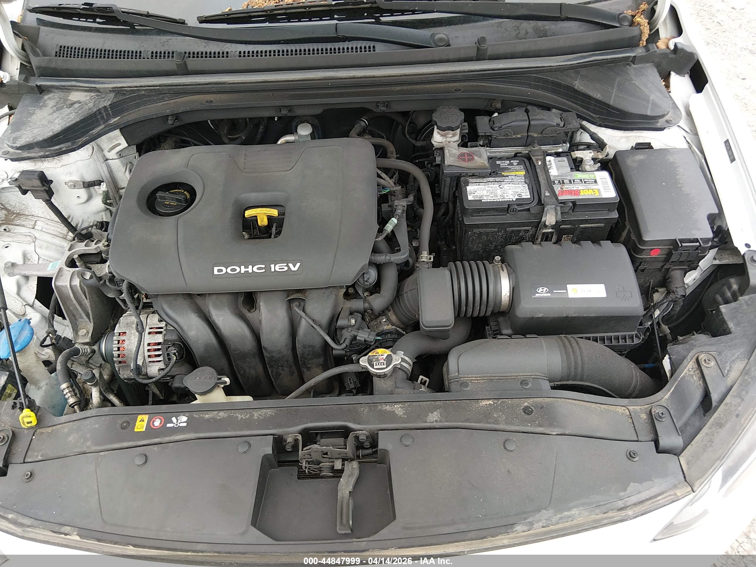 HYUNDAI ELANTRA image 10