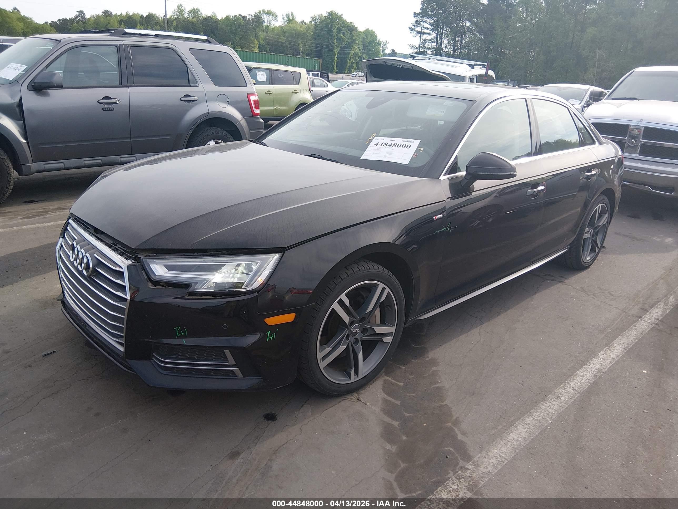 AUDI A4 image 2