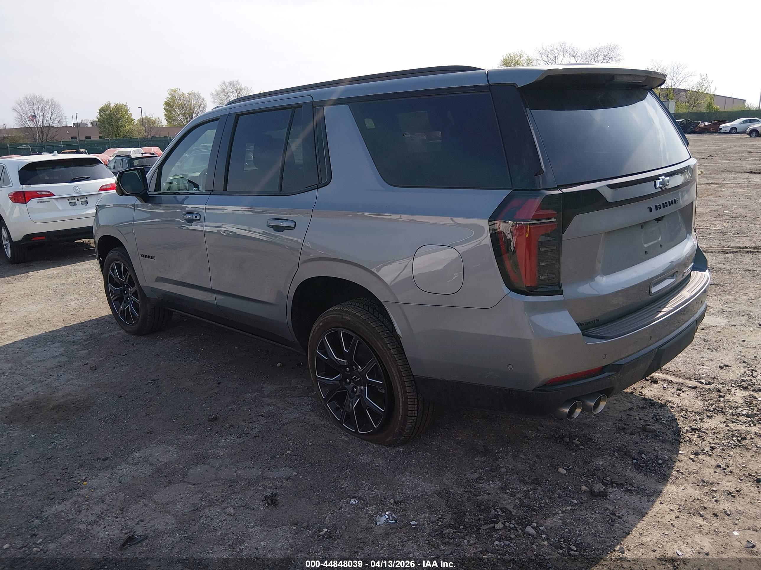 CHEVROLET TAHOE image 3