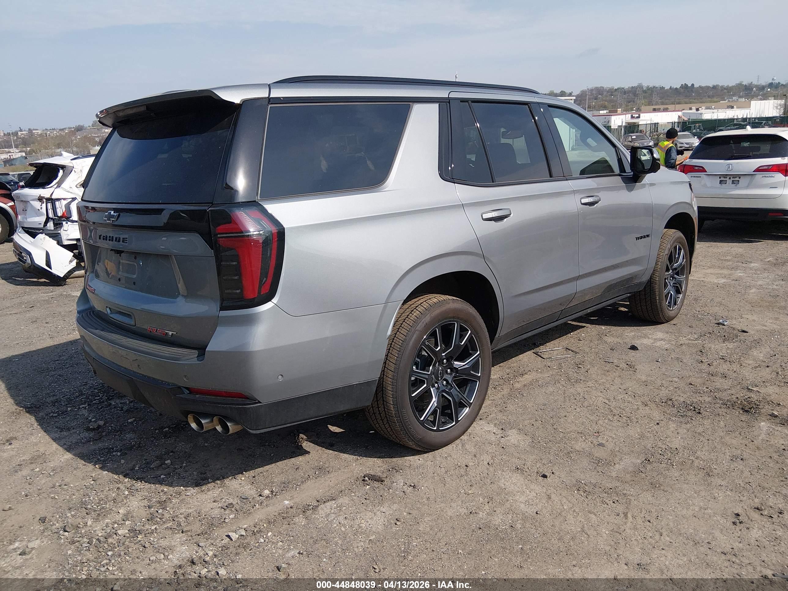 CHEVROLET TAHOE image 4