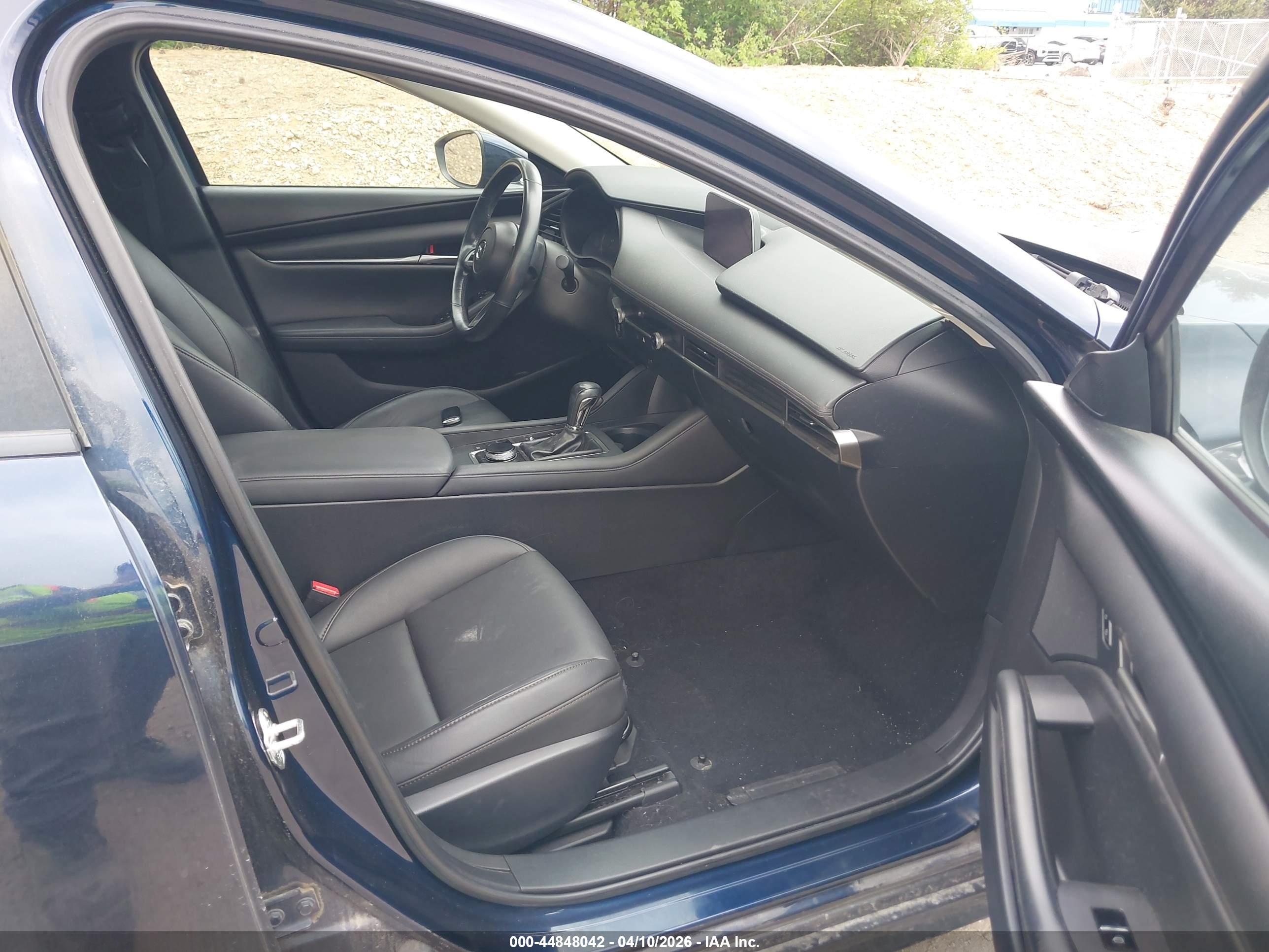 MAZDA MAZDA3 image 5