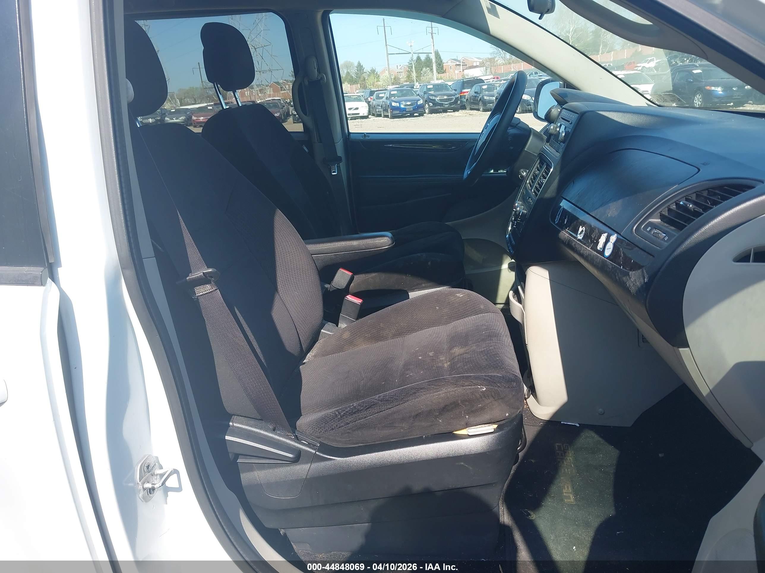 DODGE GRAND image 5