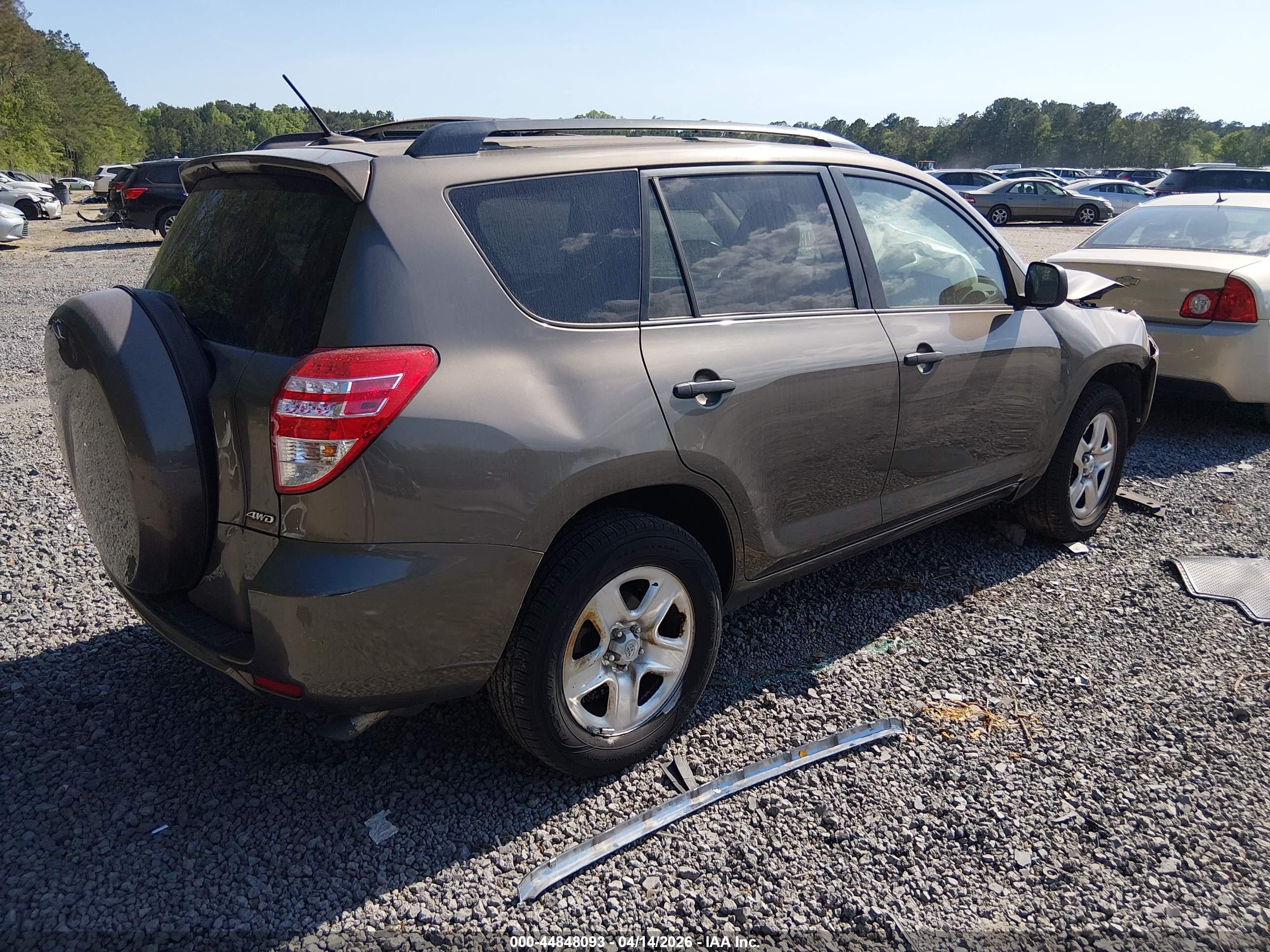 TOYOTA RAV4 image 4