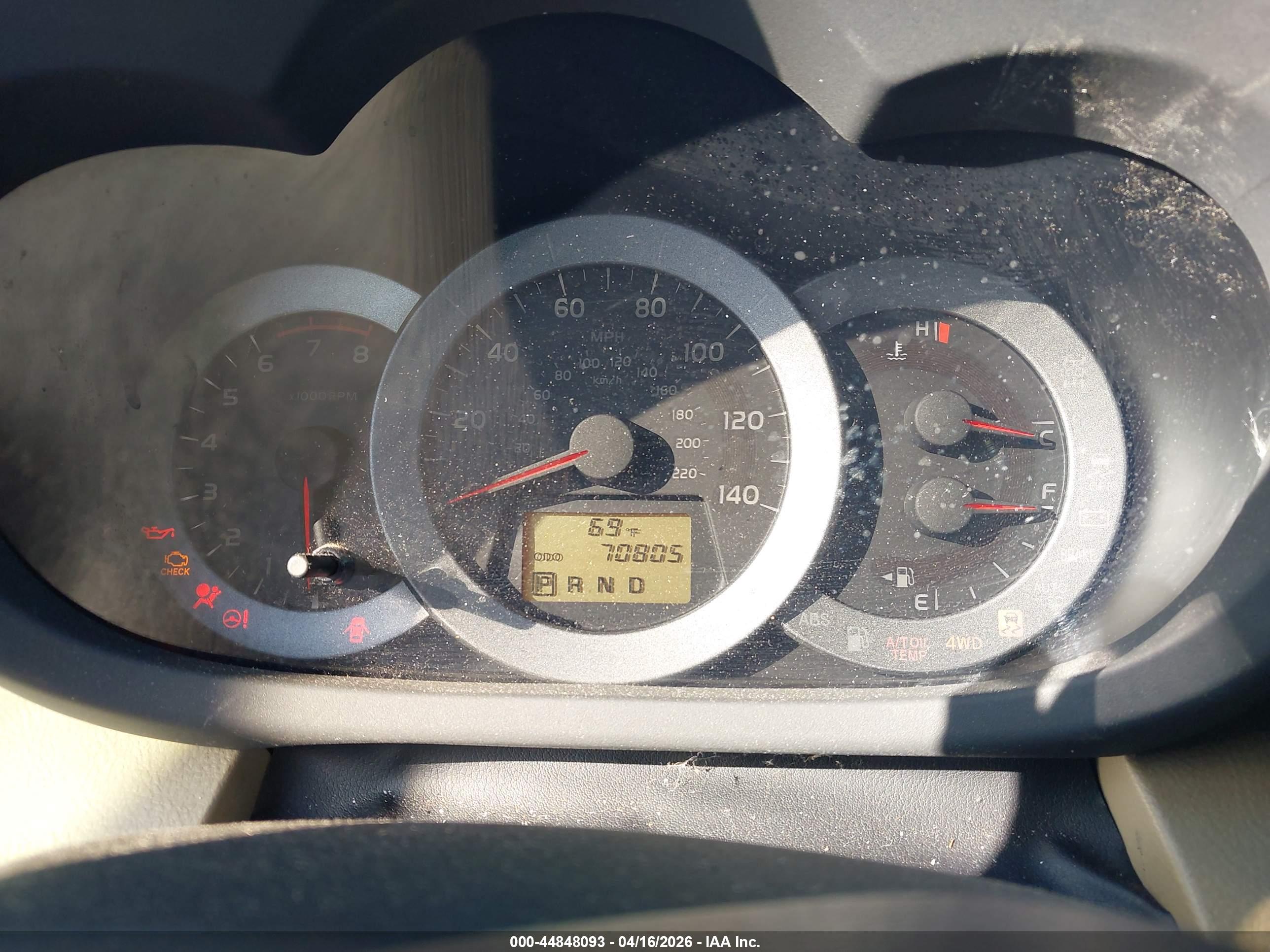 TOYOTA RAV4 image 7