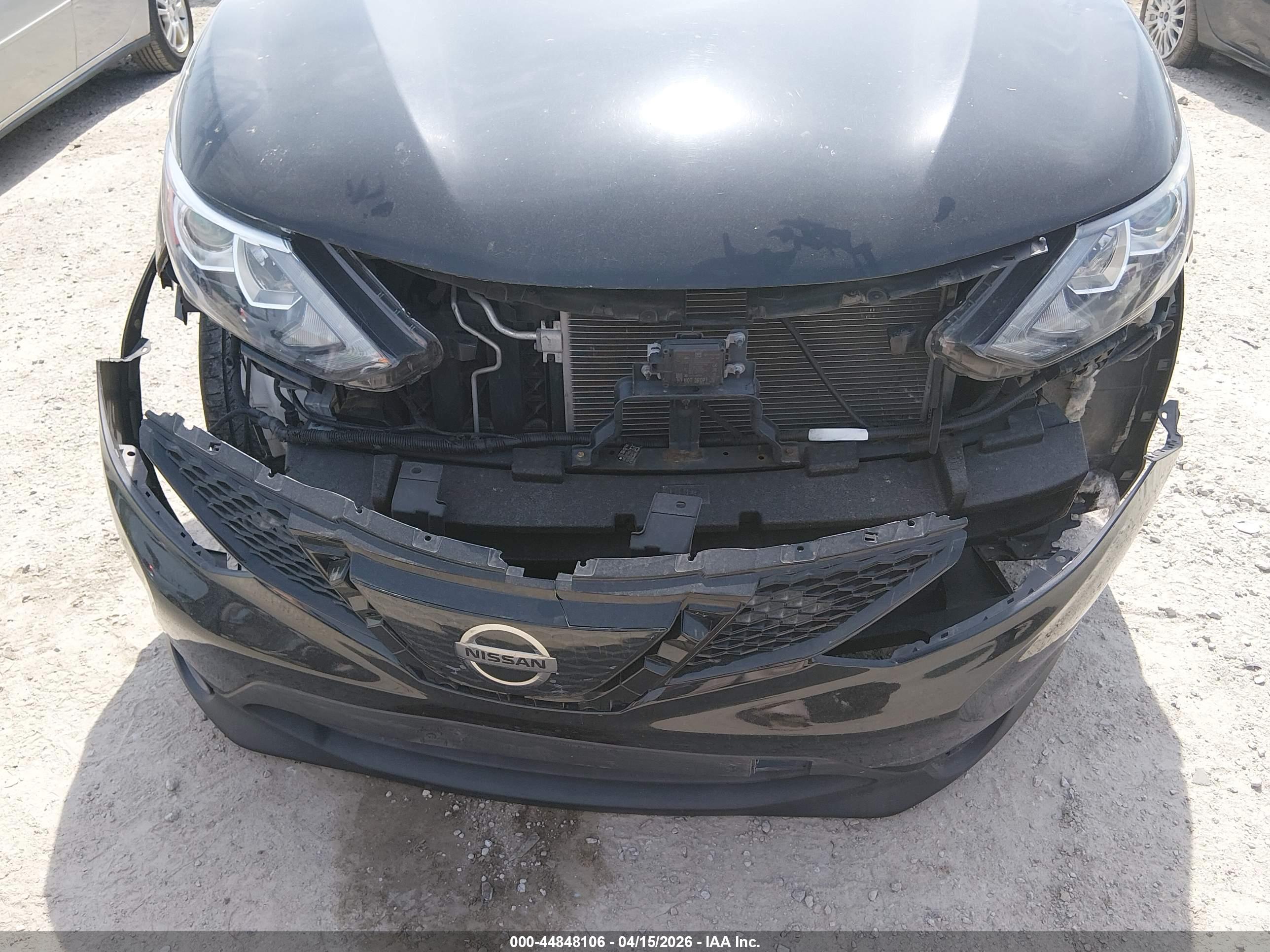 NISSAN ROGUE image 6