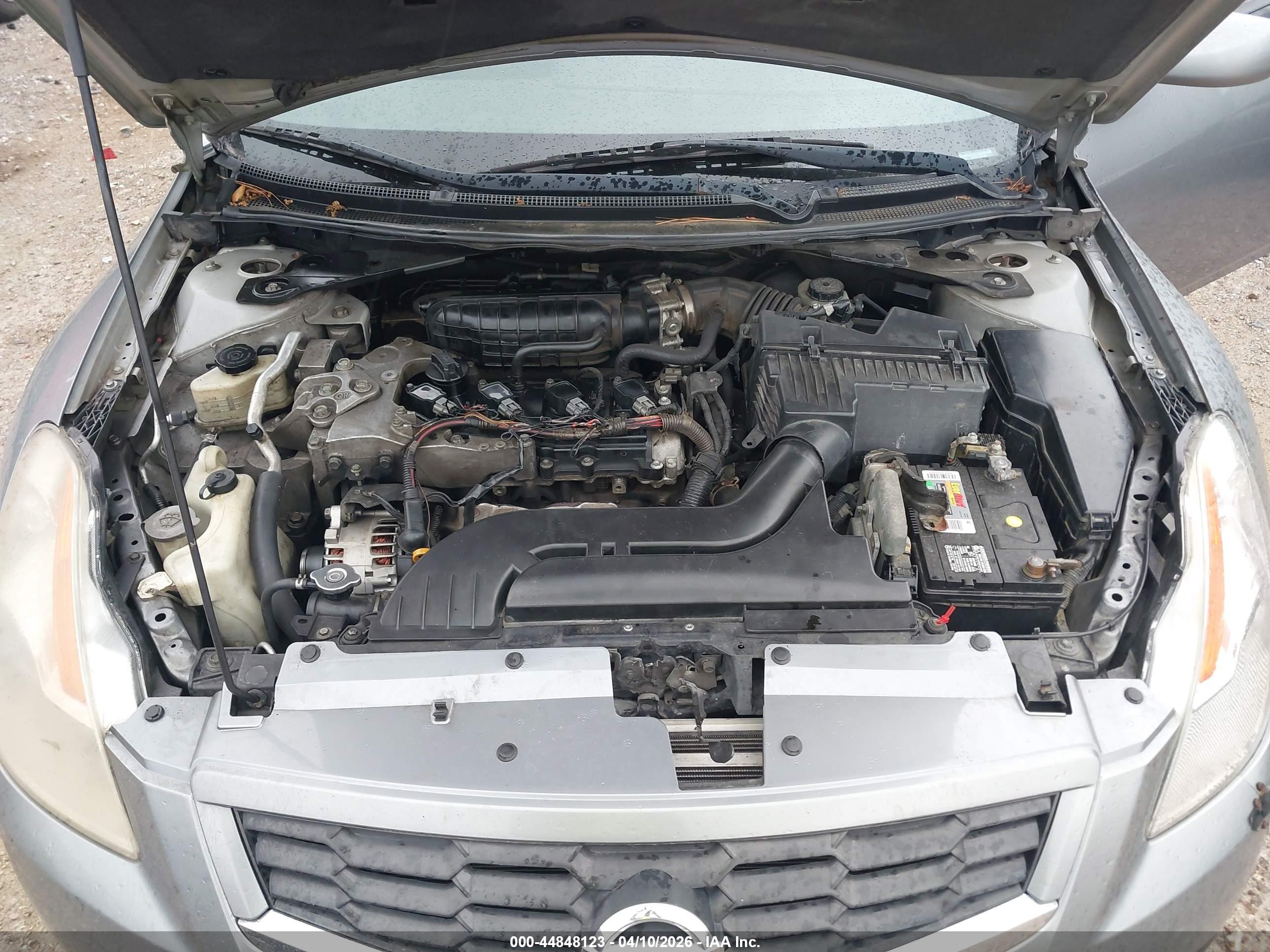 NISSAN ALTIMA image 10