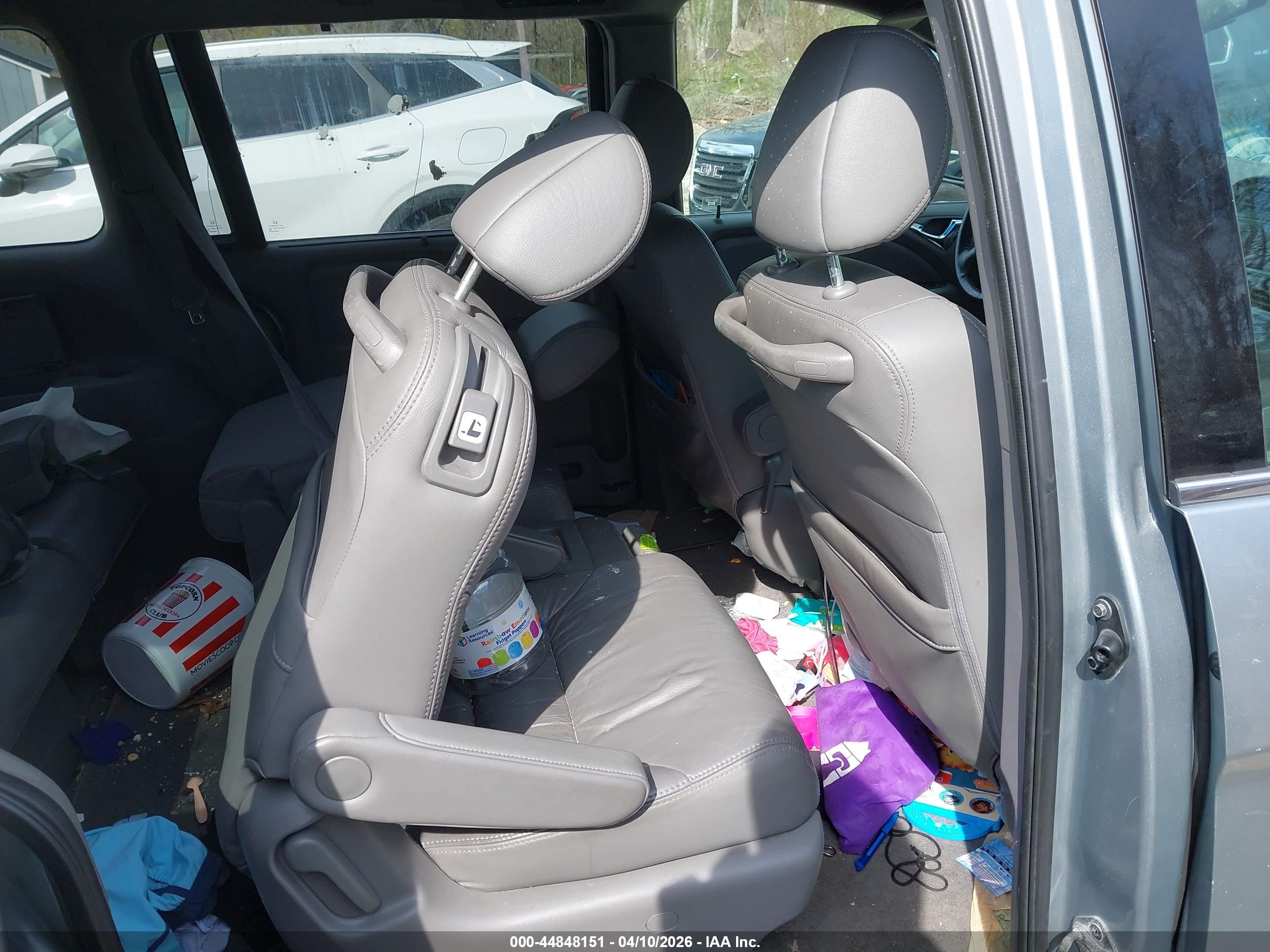 HONDA ODYSSEY image 8