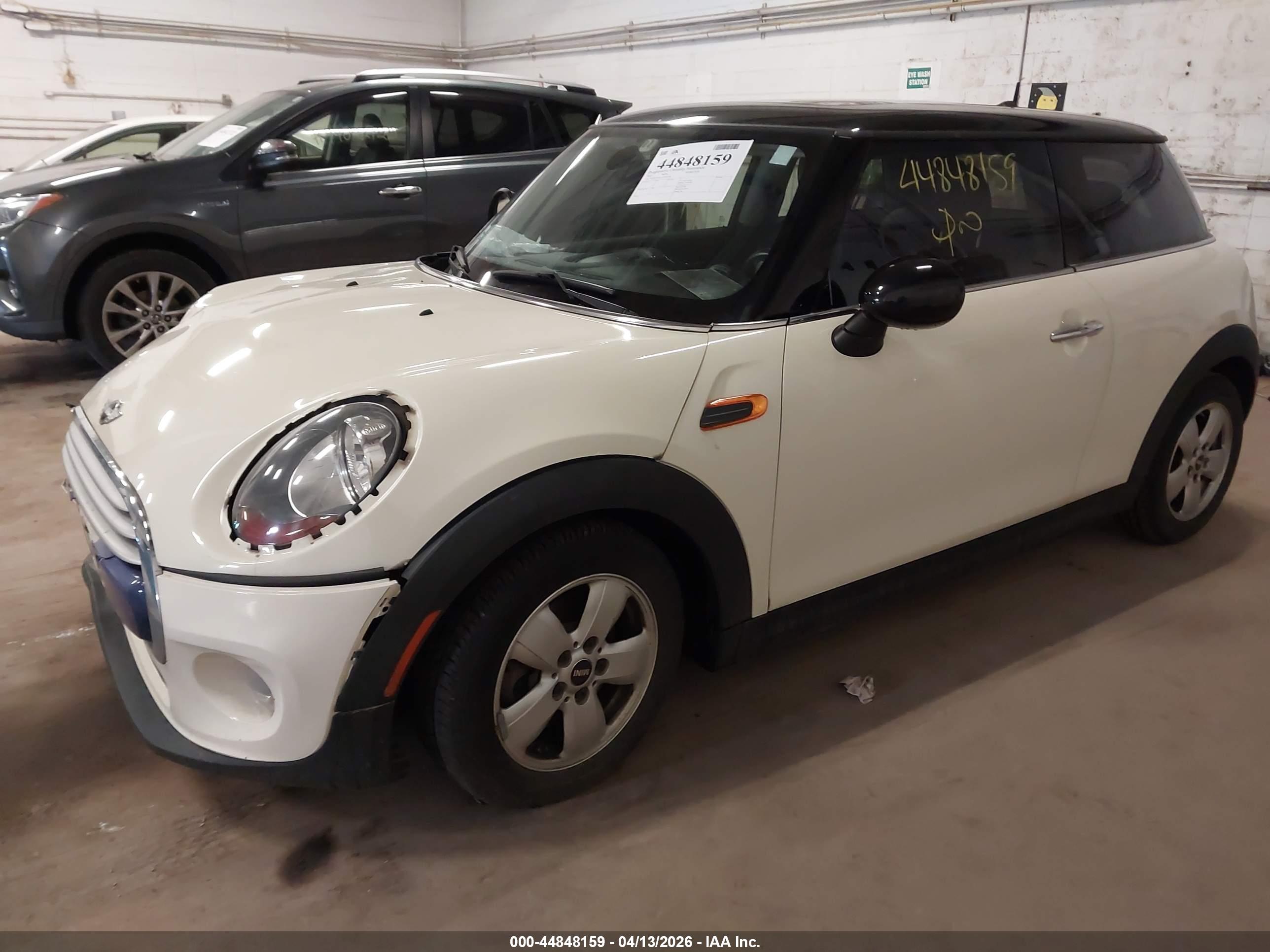 MINI HARDTOP image 2