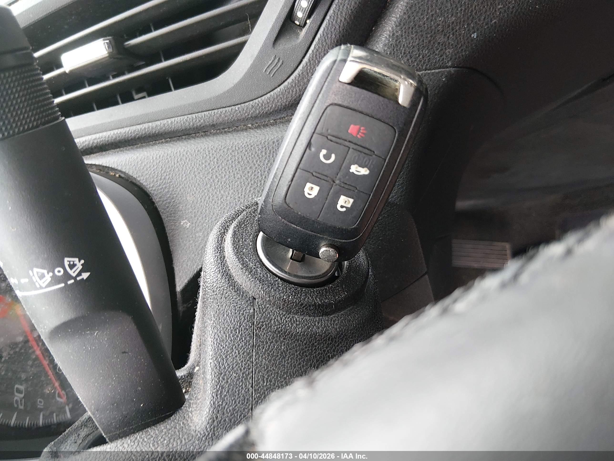 CHEVROLET EQUINOX image 11